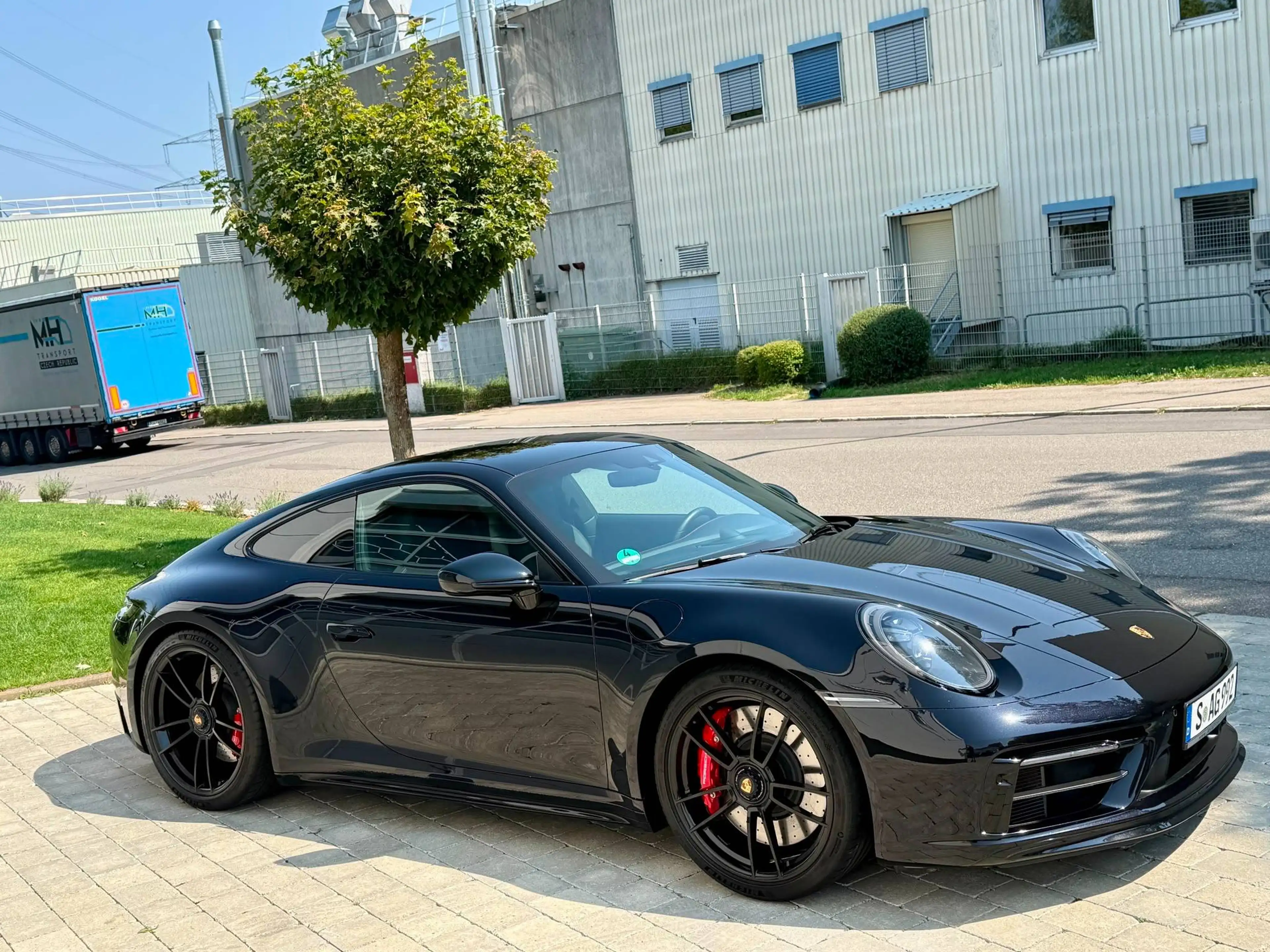 Porsche 992 Carrera GTS — photo 7