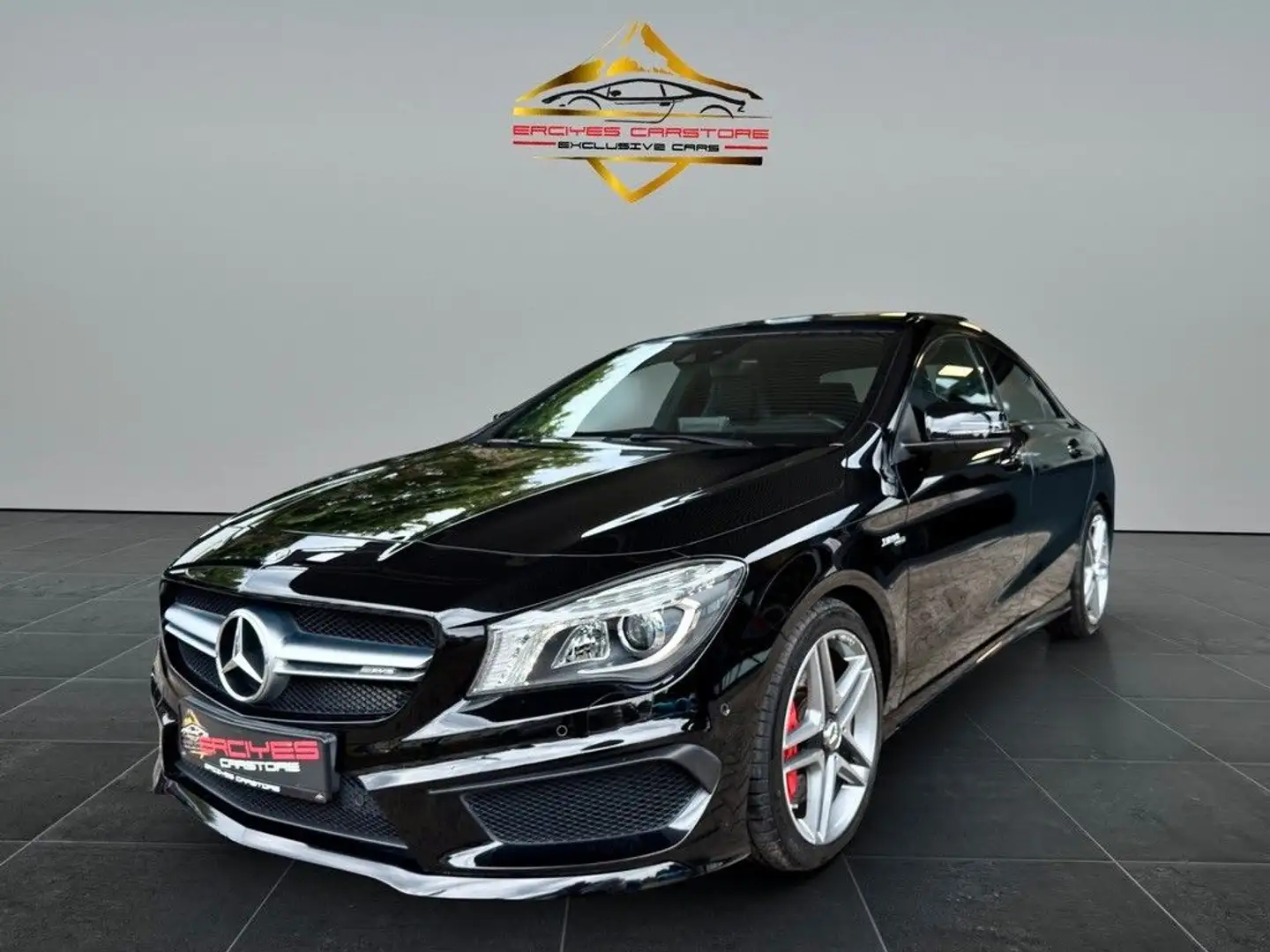 Mercedes-Benz CLA 45 AMG 4Matic*SCHALENSITZE*PERFORMANCE*PANO* Noir - 1