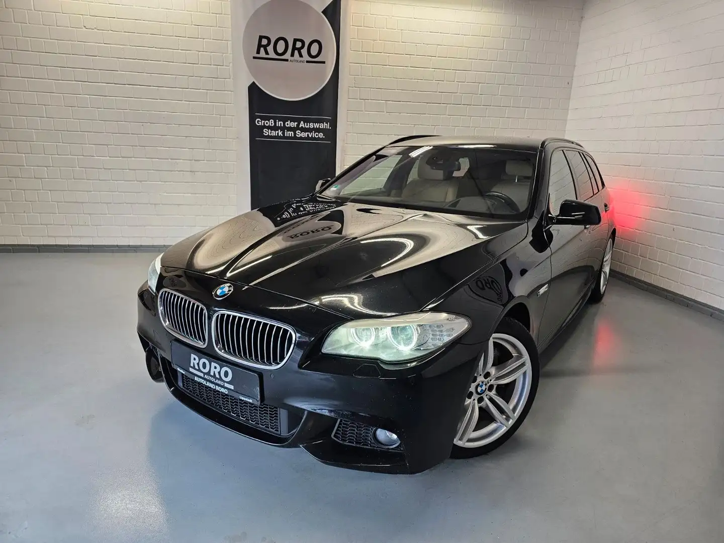 BMW 530 d Touring M-Paket + 8.REIFEN/NAVI/BIXENON/SH Noir - 1