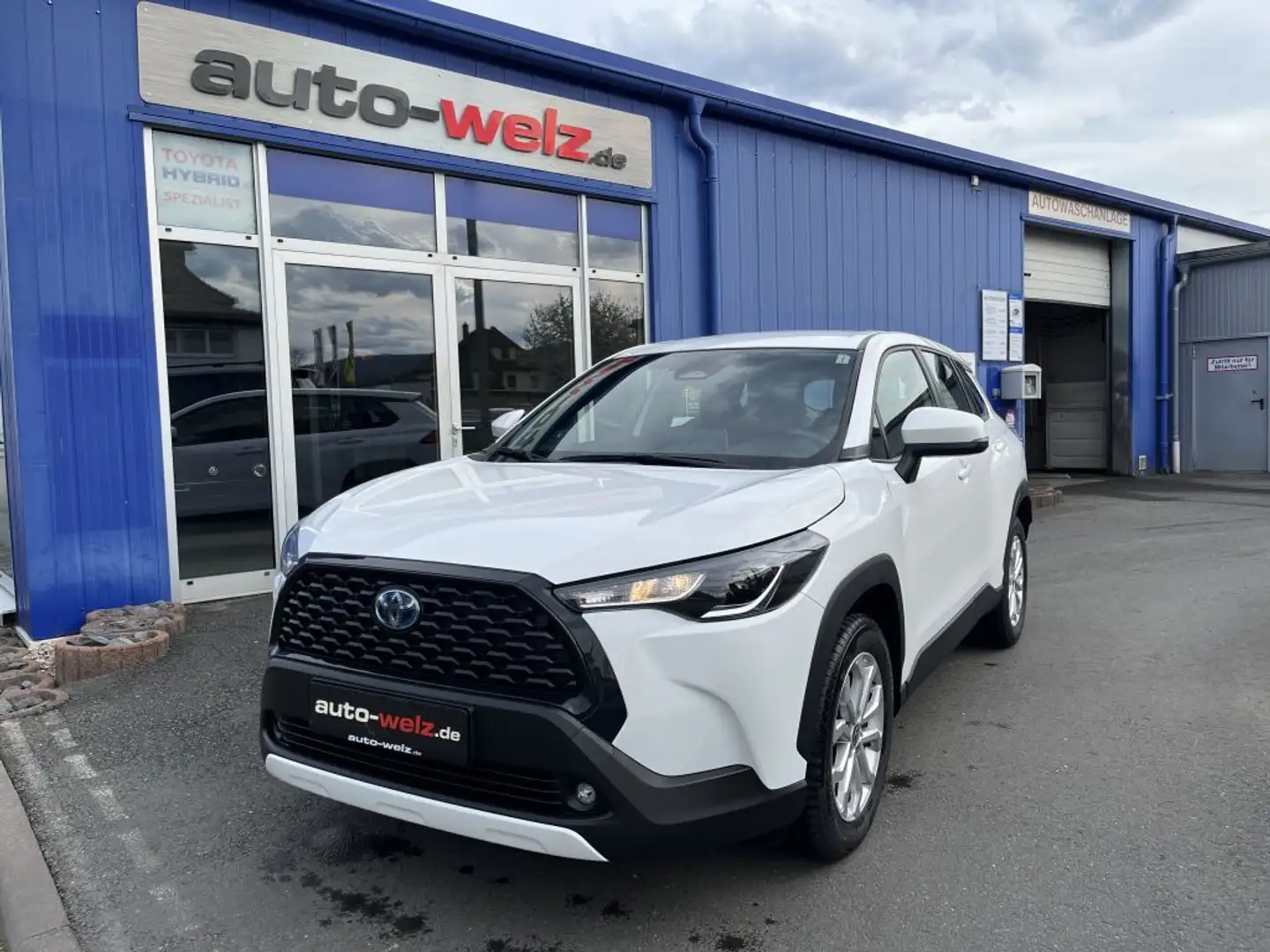 Toyota Corolla Cross Hybrid 2.0 VVT-i 4x4 Active Blanc - 1