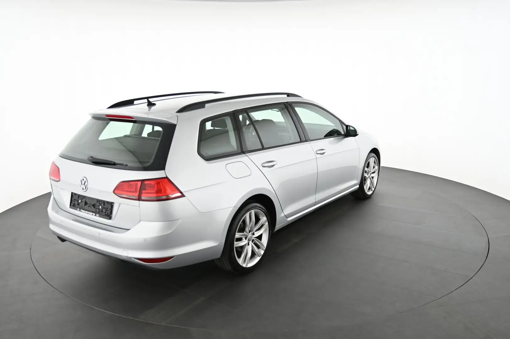 Volkswagen Golf Variant Golf VII 1.6 TDI BlueMotion Tech. Comfortline DSG Silber - 2
