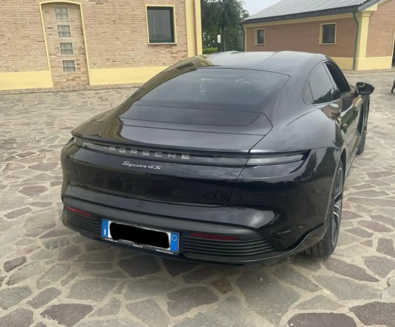 Porsche Taycan 4S - 2