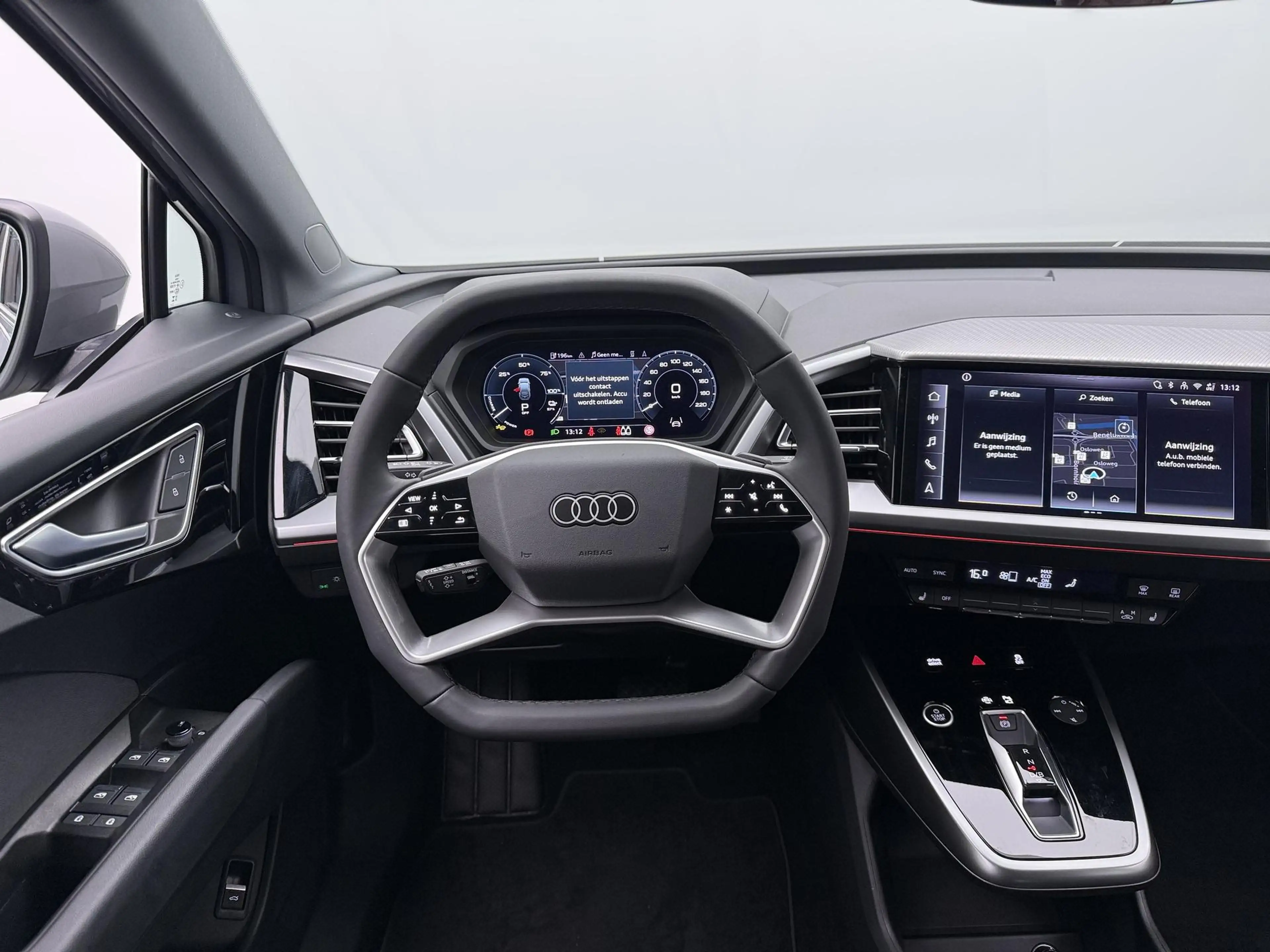 Audi Q4 e-tron 35 Advanced edition 55 kWh | Camera | Stoelverwarm — photo 14