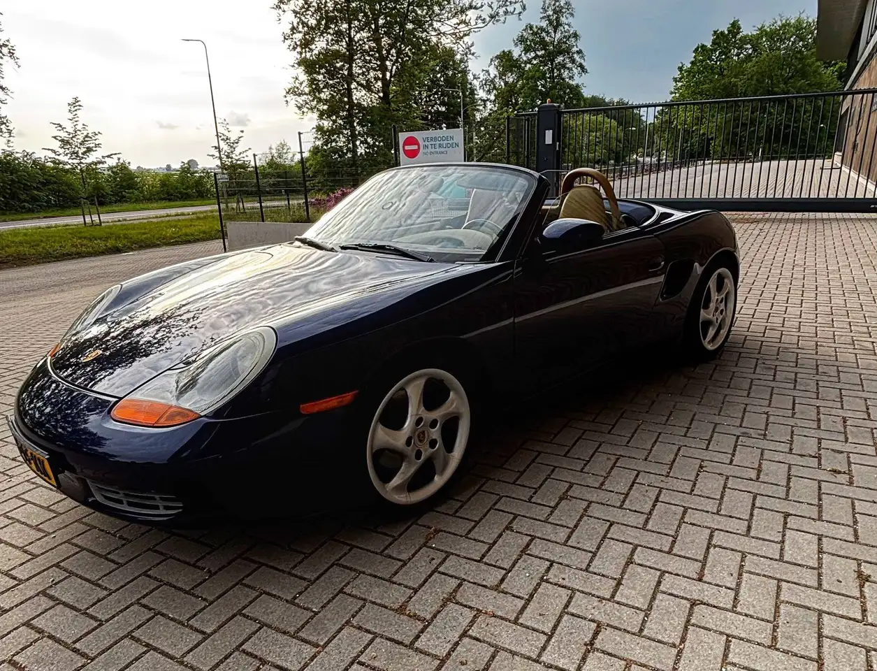 Porsche Boxster Model 986 cabrio met een hardtop erbij, foto 3
