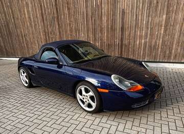 Model 986 cabrio met een hardtop erbij