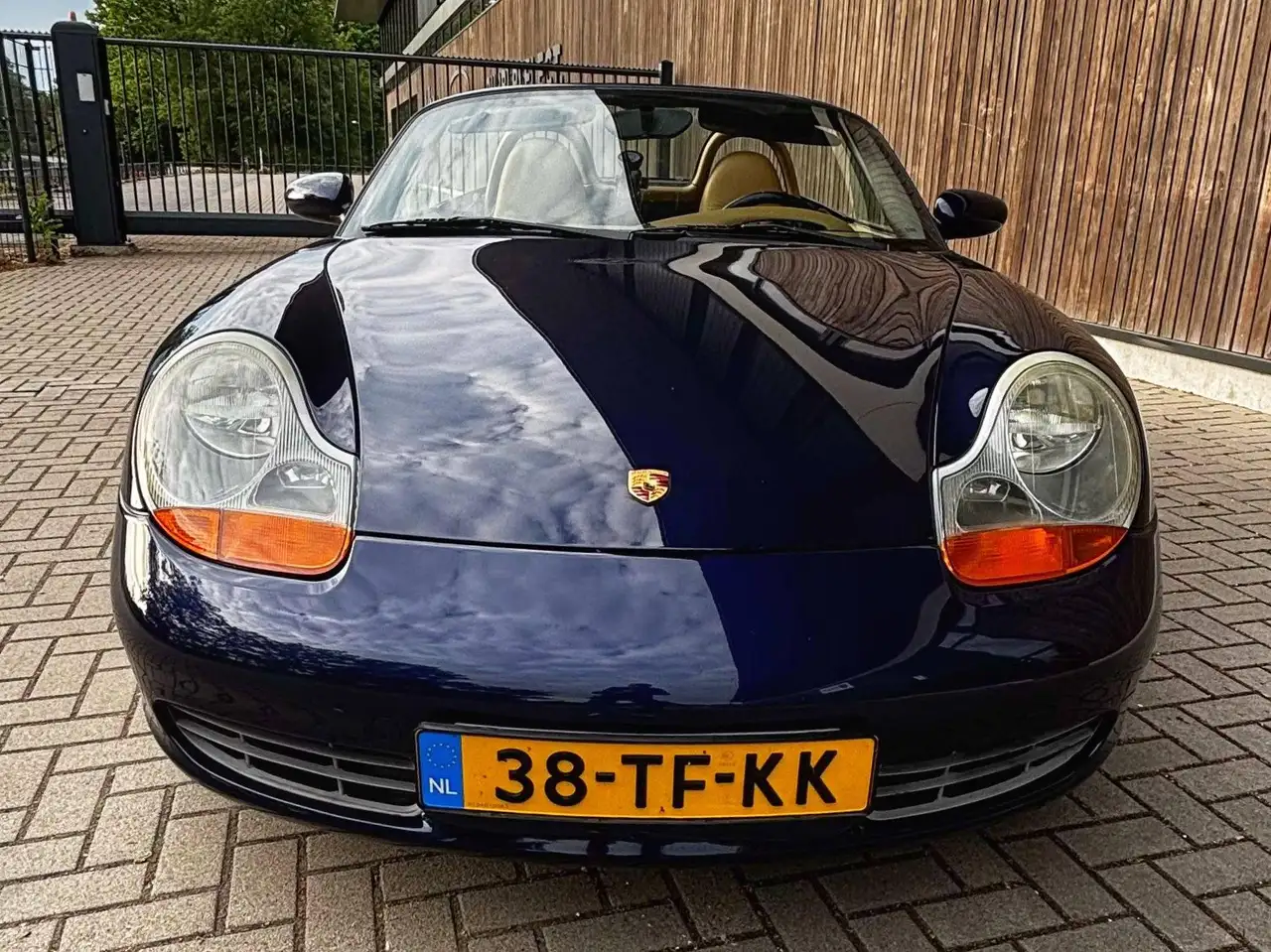 Porsche Boxster Model 986 cabrio met een hardtop erbij, foto 5