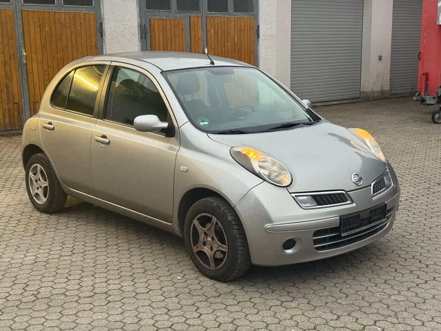 Nissan Micra Micra 1.2 visia Gris - 1