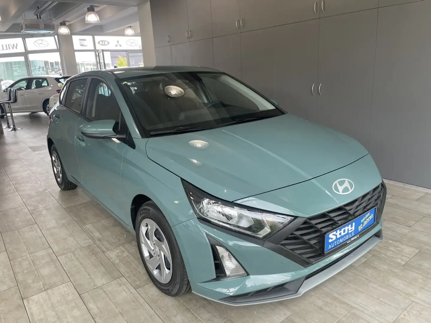 Hyundai i20 1.0 T-GDI DCT Navi Klima PDC SHZKamera Grün - 2