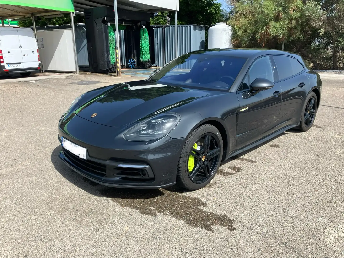 Porsche Panamera 4 e-Hybrid Sport Turismo 10 Years Edition - 1