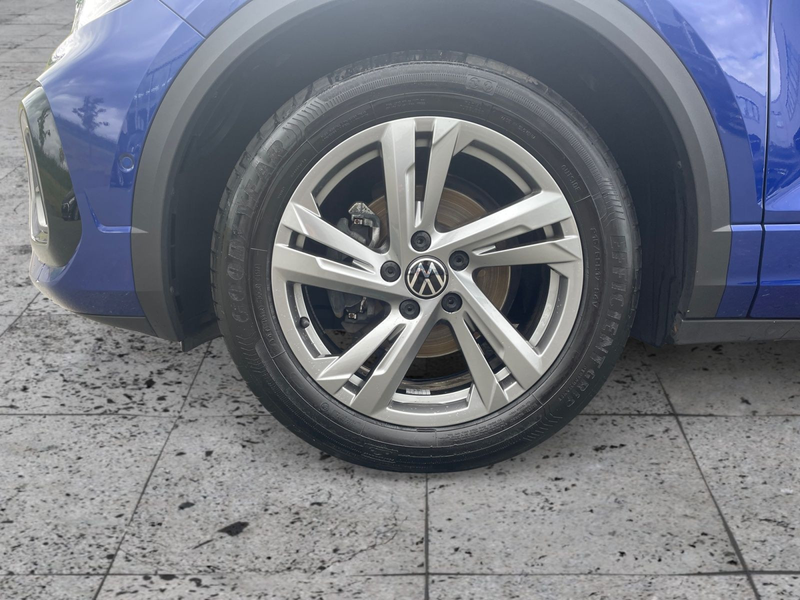 Volkswagen T-Roc 1.5 TSI DSG R-LINE LEDplus+NAV+ACC+SHZ+RFK — photo 8