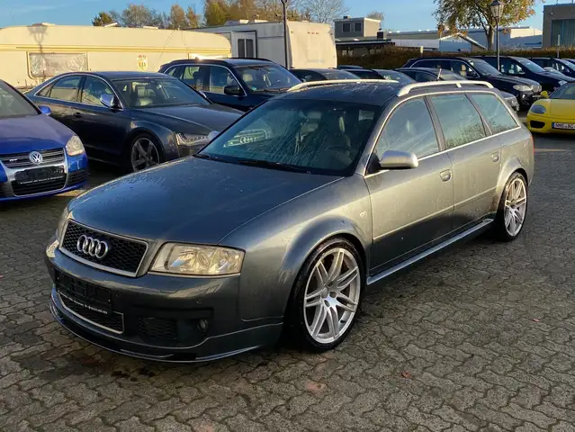 Audi RS6 AVANT 4,2 V8 BI TURBO