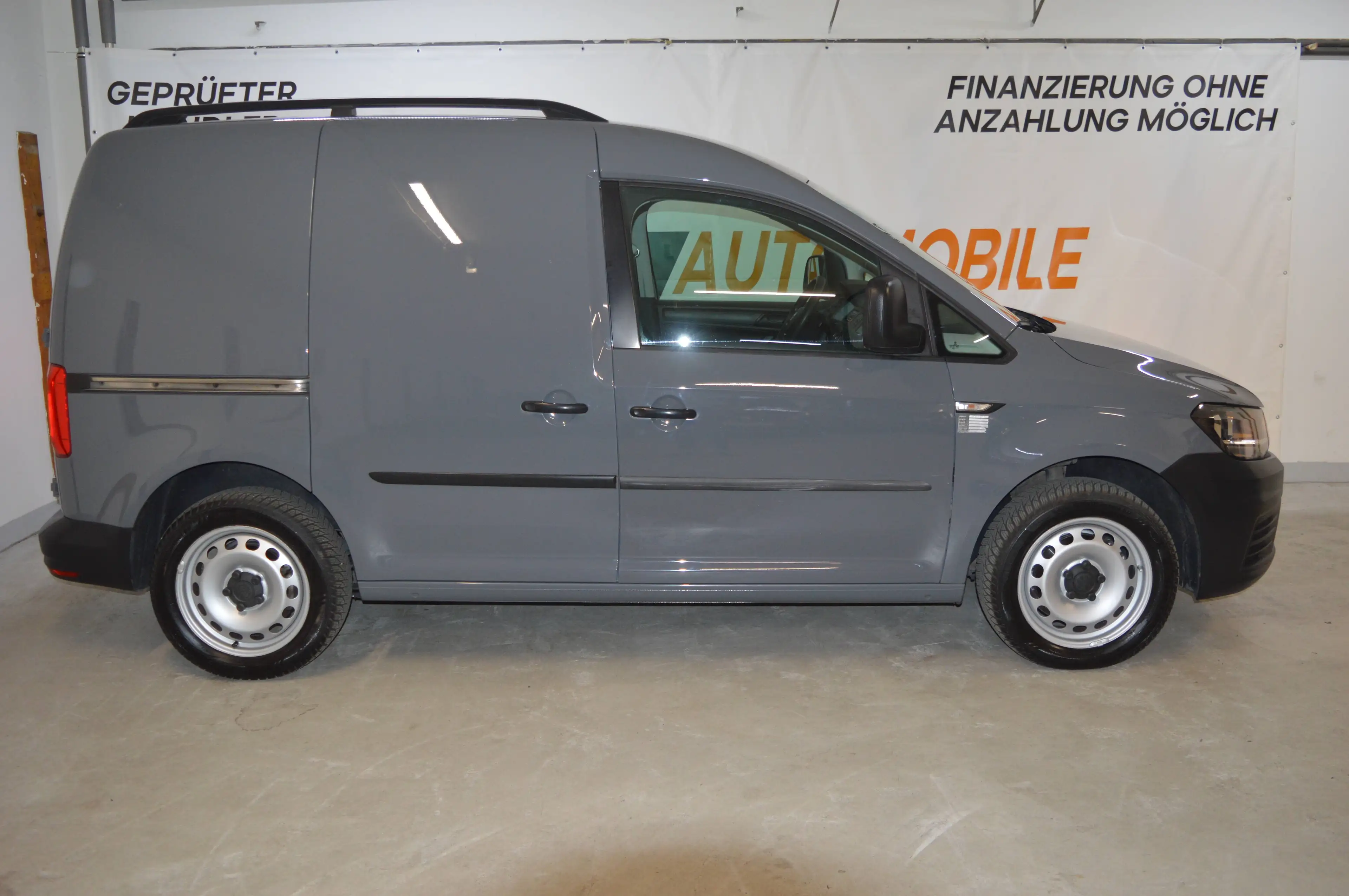 Volkswagen Caddy 1,6 TDI **Kasten**neues Pickerl** — photo 12