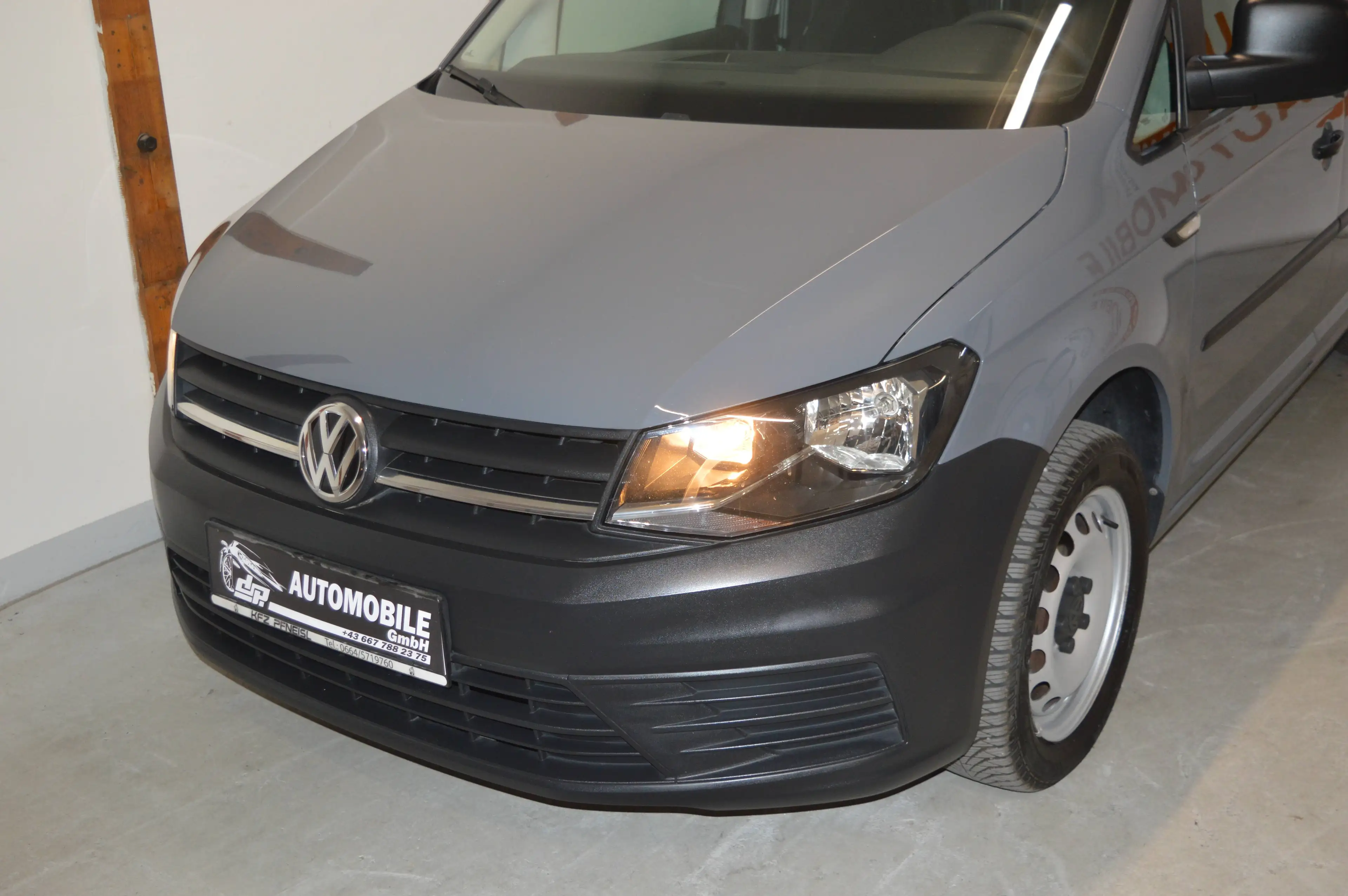 Volkswagen Caddy 1,6 TDI **Kasten**neues Pickerl** — photo 4