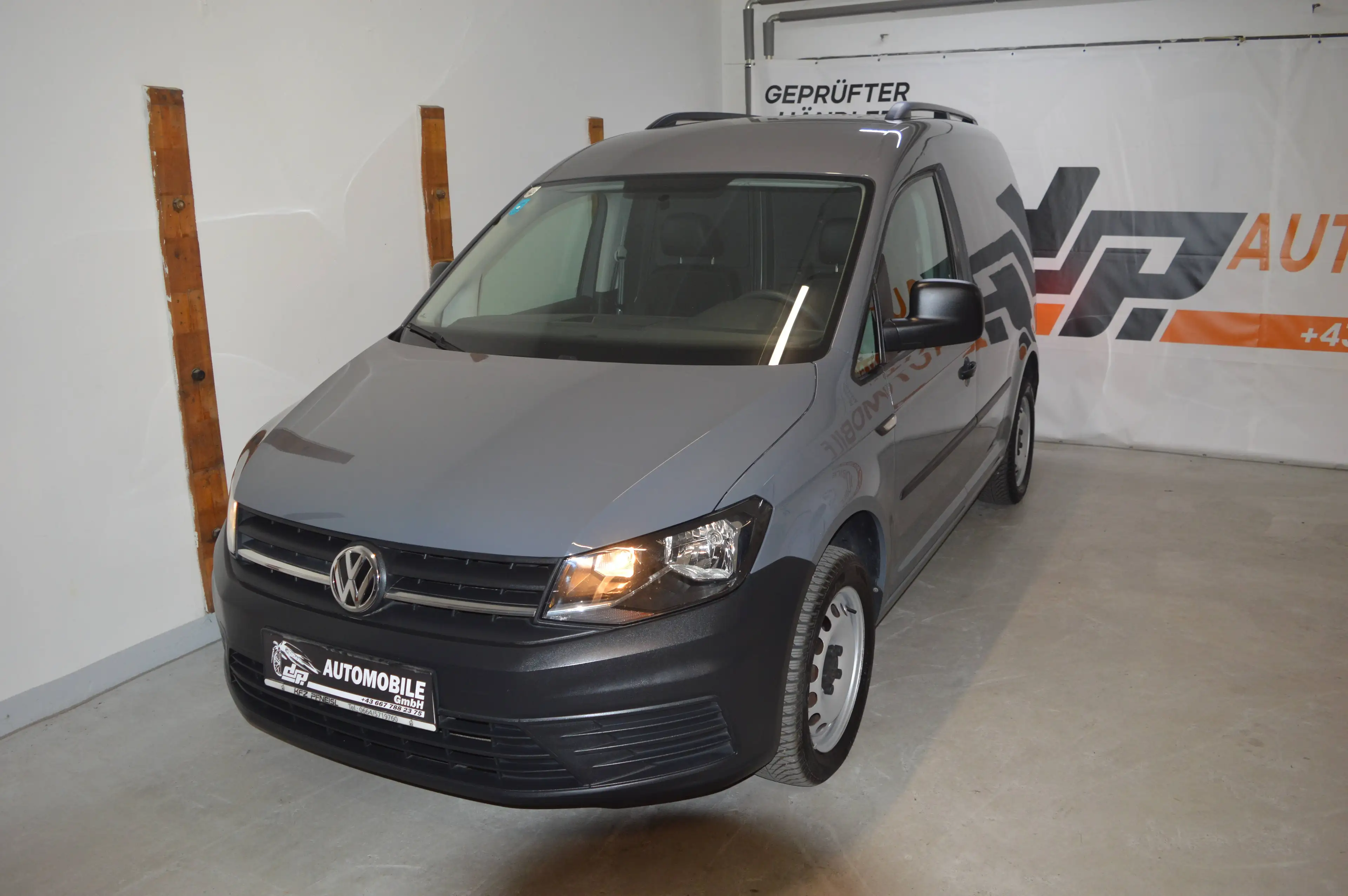Volkswagen Caddy 1,6 TDI **Kasten**neues Pickerl** — photo 5