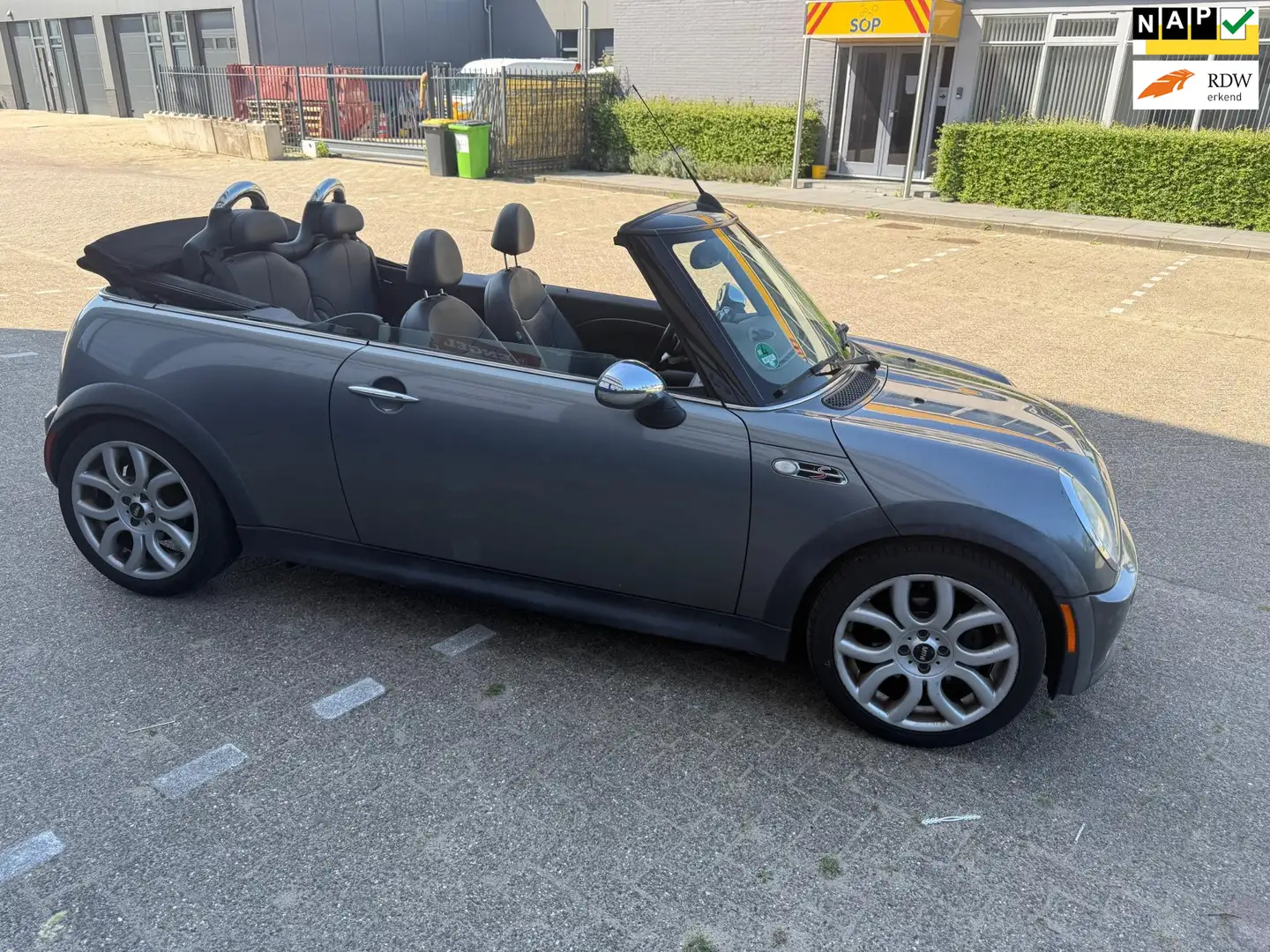 MINI Cooper S Cabrio Mini 1.6 Chili (( AUTOMAAT/ CABRIO/LEDER ))) Gris - 1