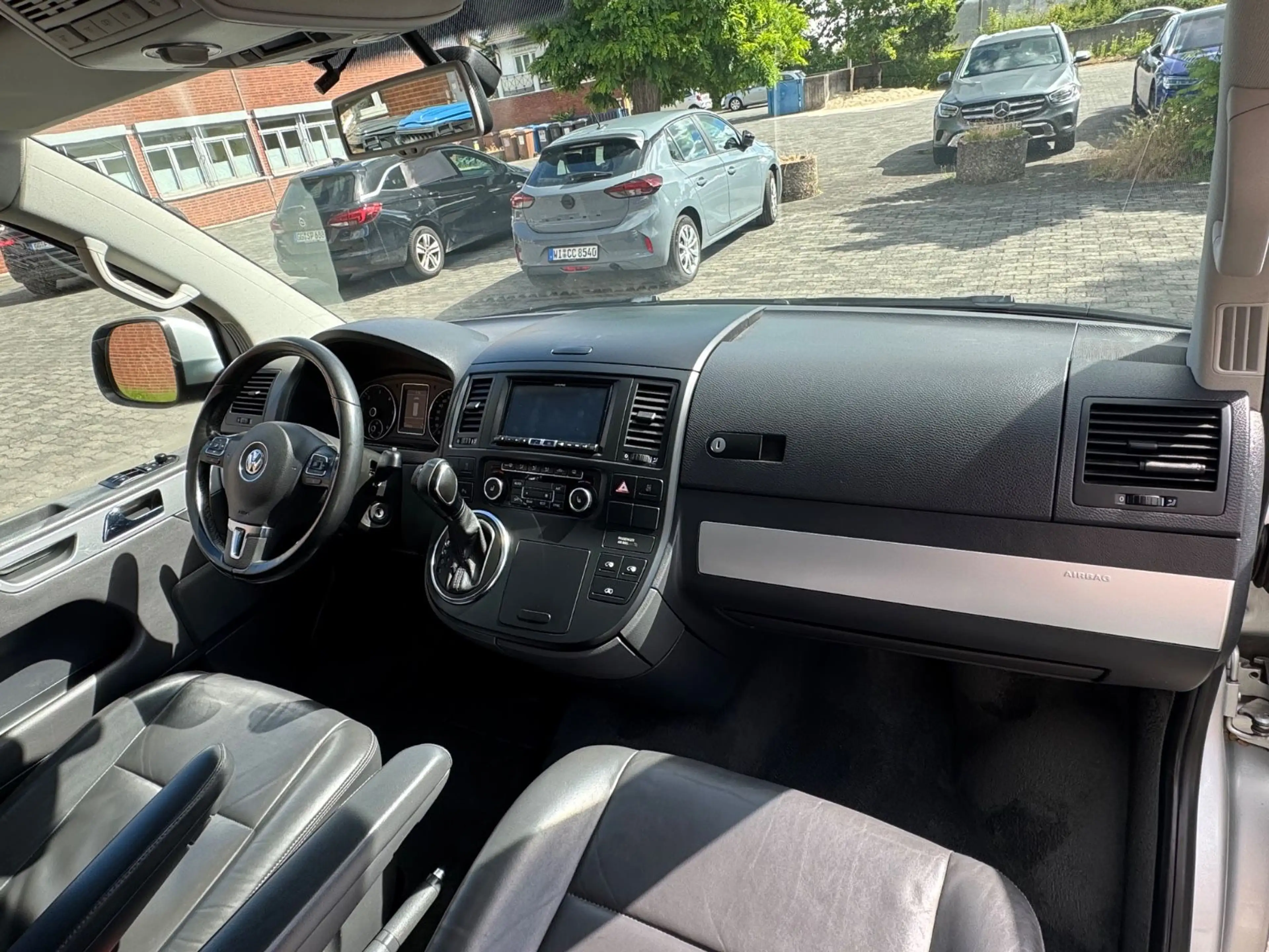 Volkswagen T5 Multivan Highline 4Motion *PANO*LEDER*KAMERA* — photo 10