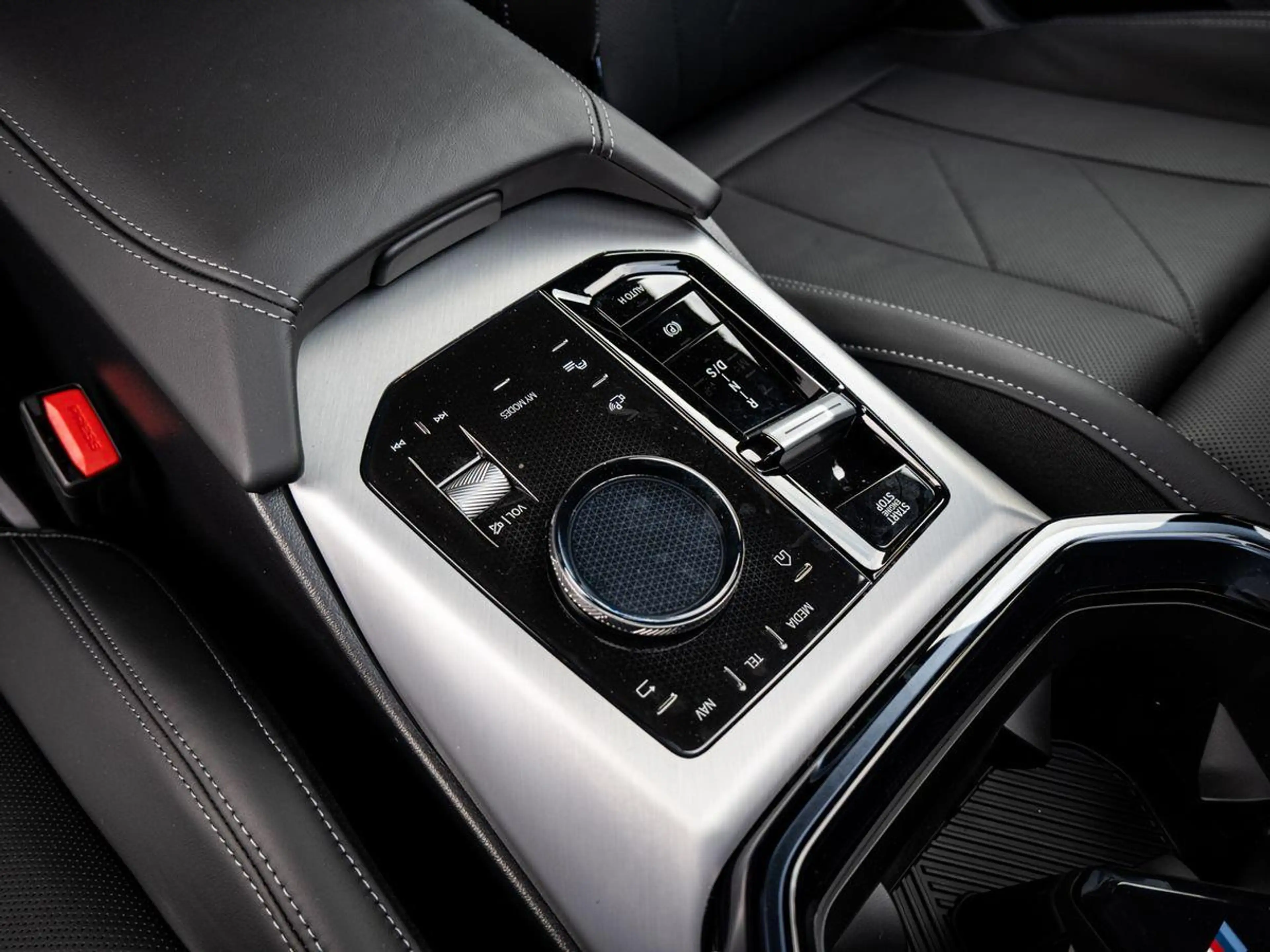 BMW X3 40d xDrive M SportPRO 21" PANO Leder DrAsPro — photo 12