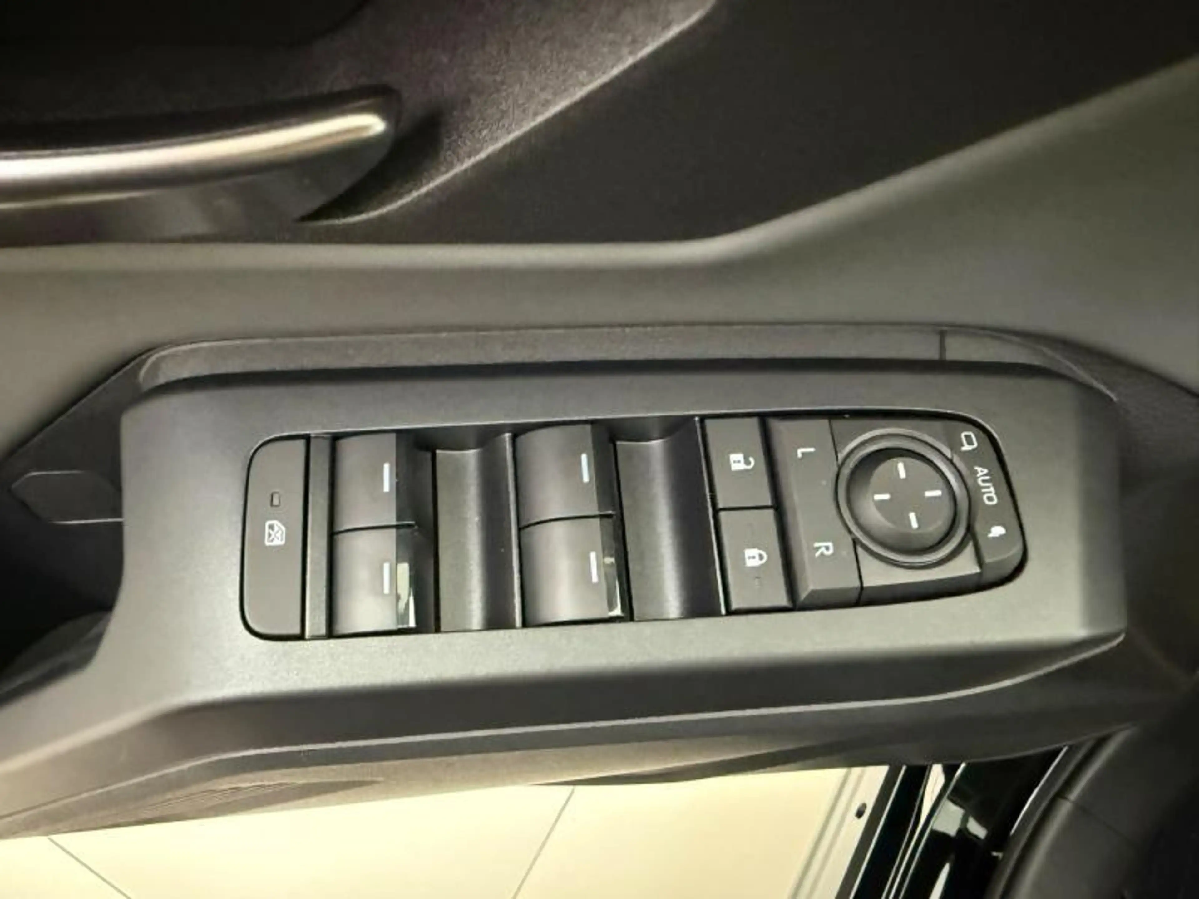 Toyota RAV 4 2.5 HYB AWD DYNAMIC — photo 9