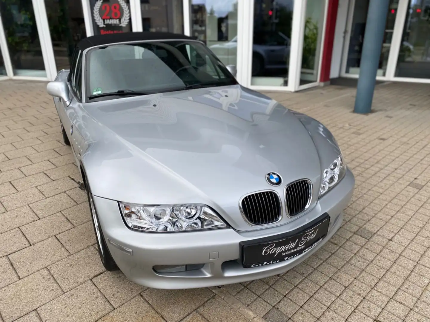 BMW Z3 Roadster 1.9i, Gepflegter Zustand , TüV NEU!! Argent - 1