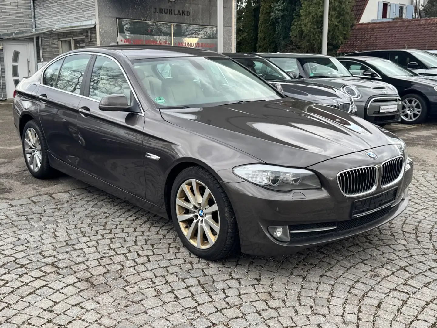 BMW 535 i Lim - Aut. - Leder - 2