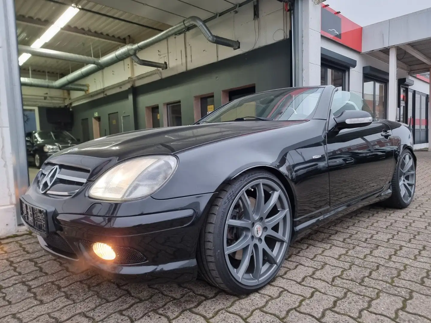 Mercedes-Benz SLK 32 AMG Scheckheft Schwarz - 2