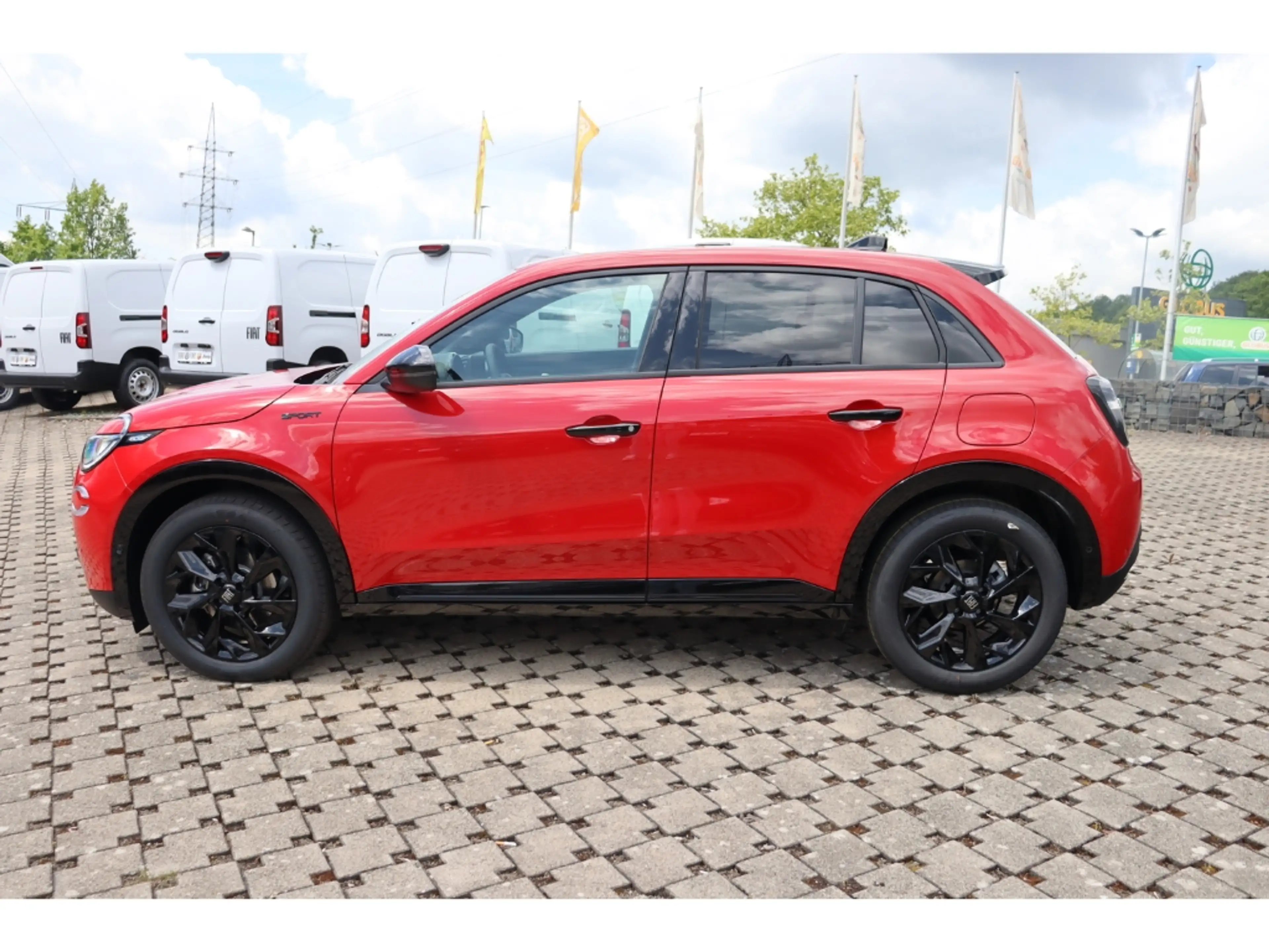 Fiat 600 HYBRID SPORT 1.2 145 PS DCT6 LED NAVI KAMERA — photo 6