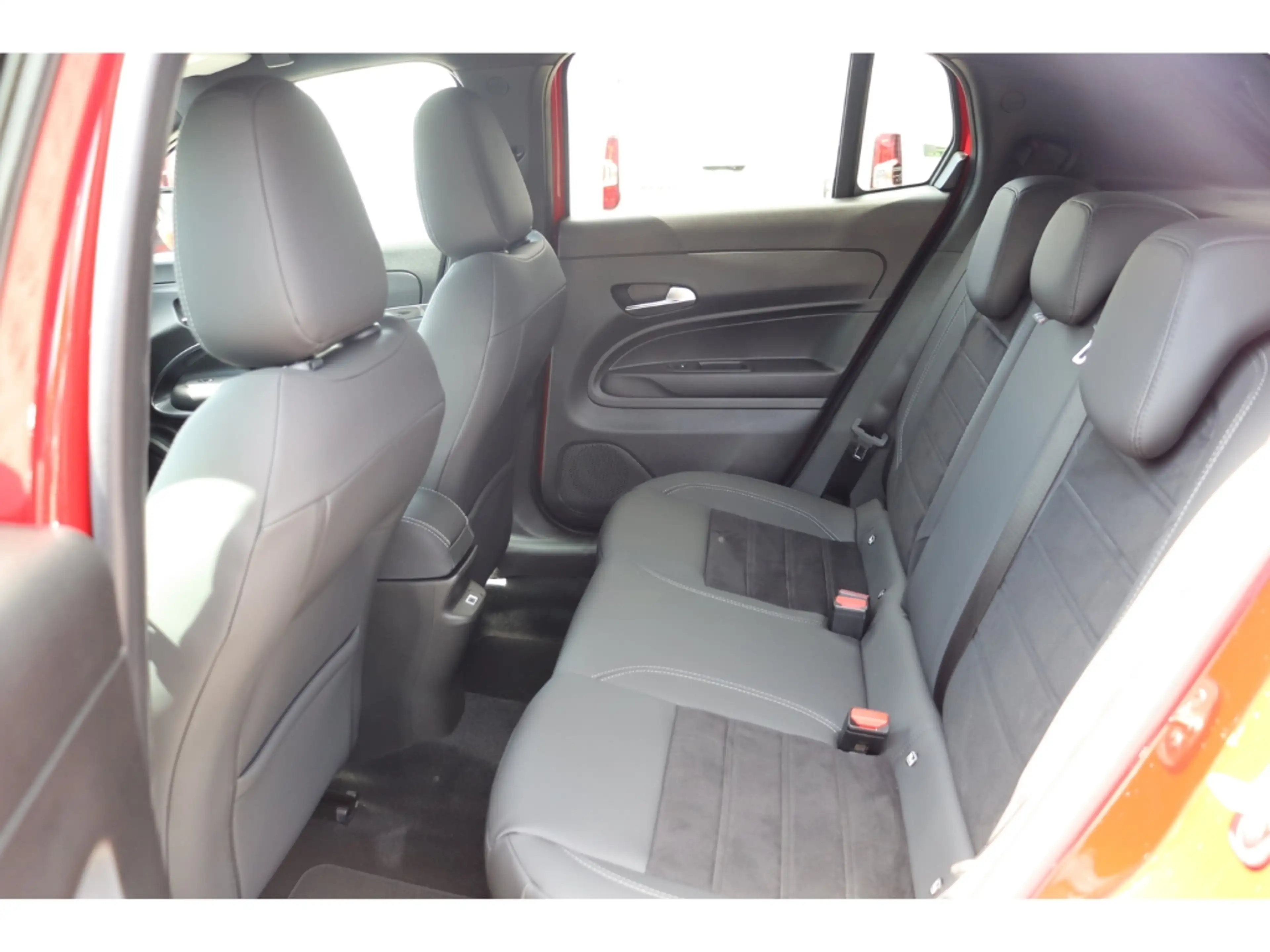 Fiat 600 HYBRID SPORT 1.2 145 PS DCT6 LED NAVI KAMERA — photo 13