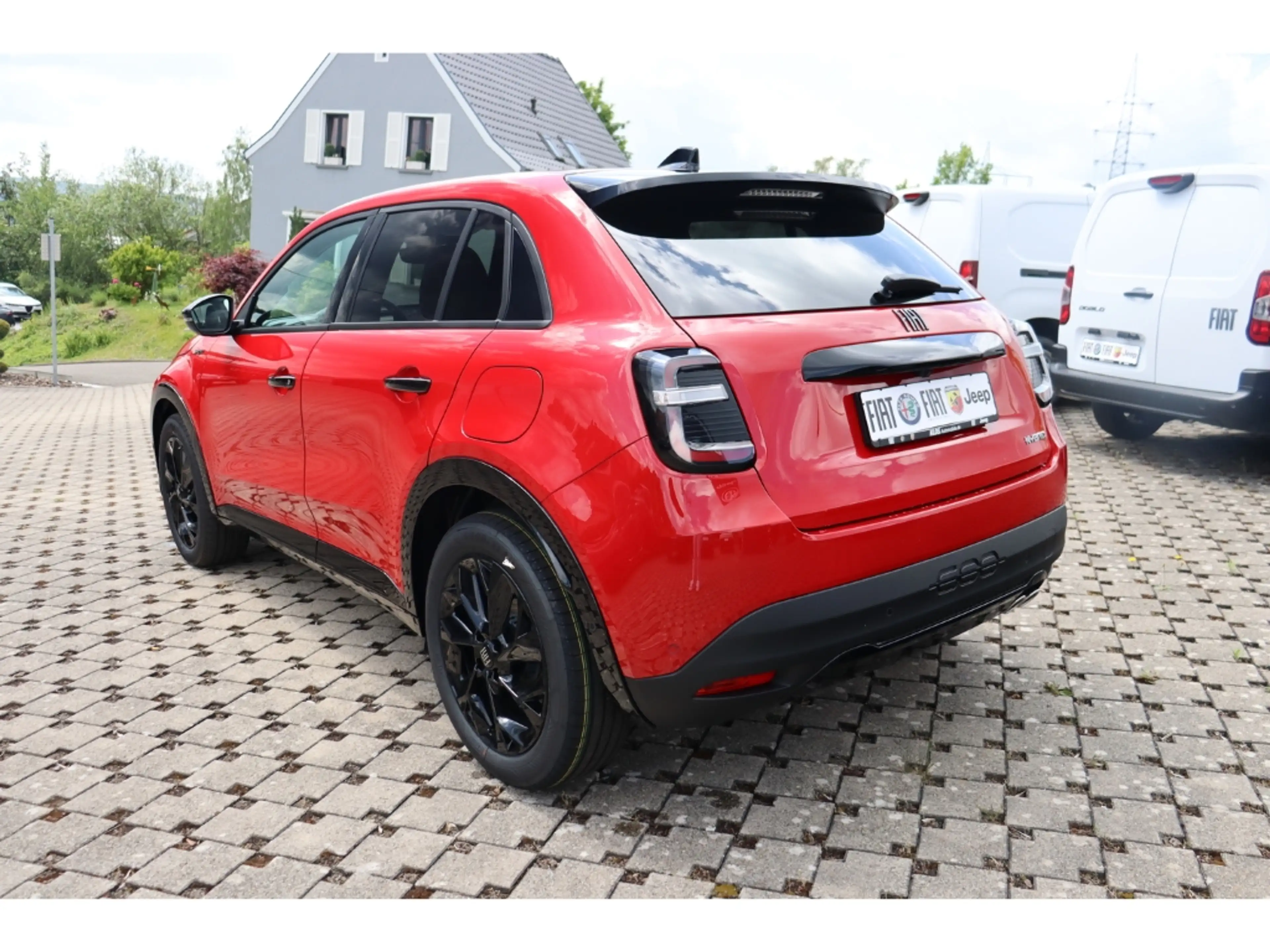 Fiat 600 HYBRID SPORT 1.2 145 PS DCT6 LED NAVI KAMERA — photo 5
