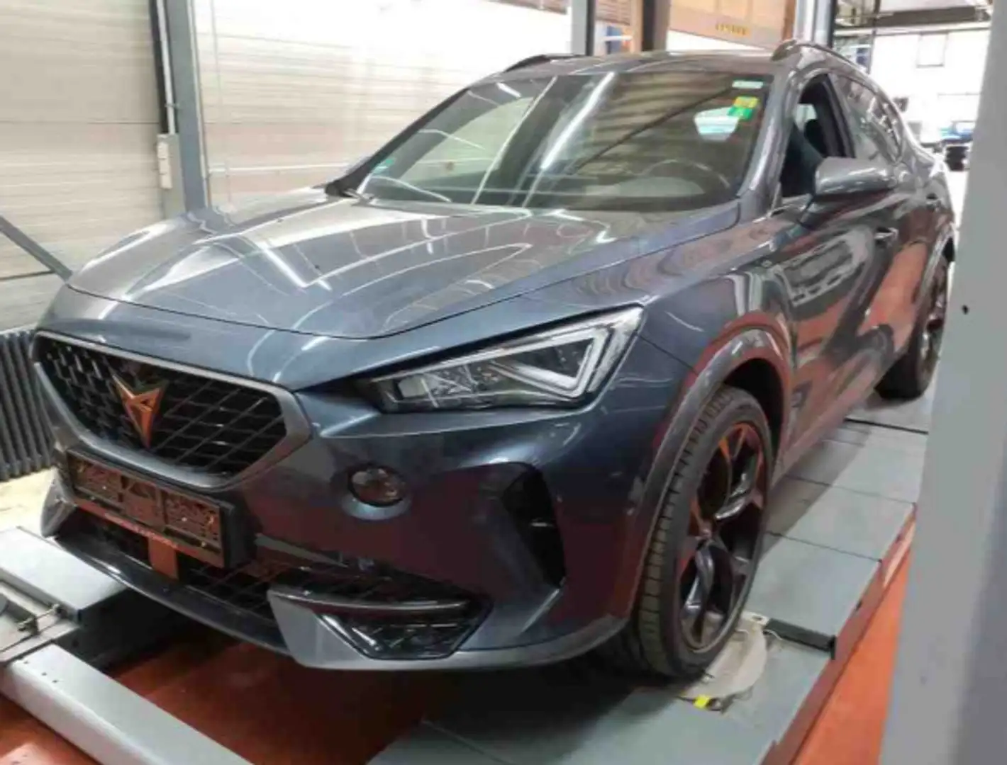 CUPRA Formentor eHybrid VZ LM19 360° SITZHZG Grau - 2
