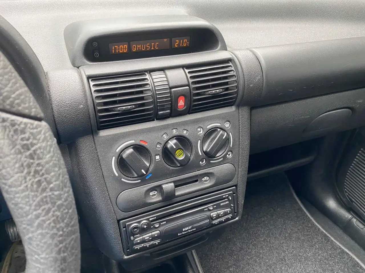 Opel Corsa 1.2i-16V Strada - Automaat - Stuurbekrachtiging, foto 8