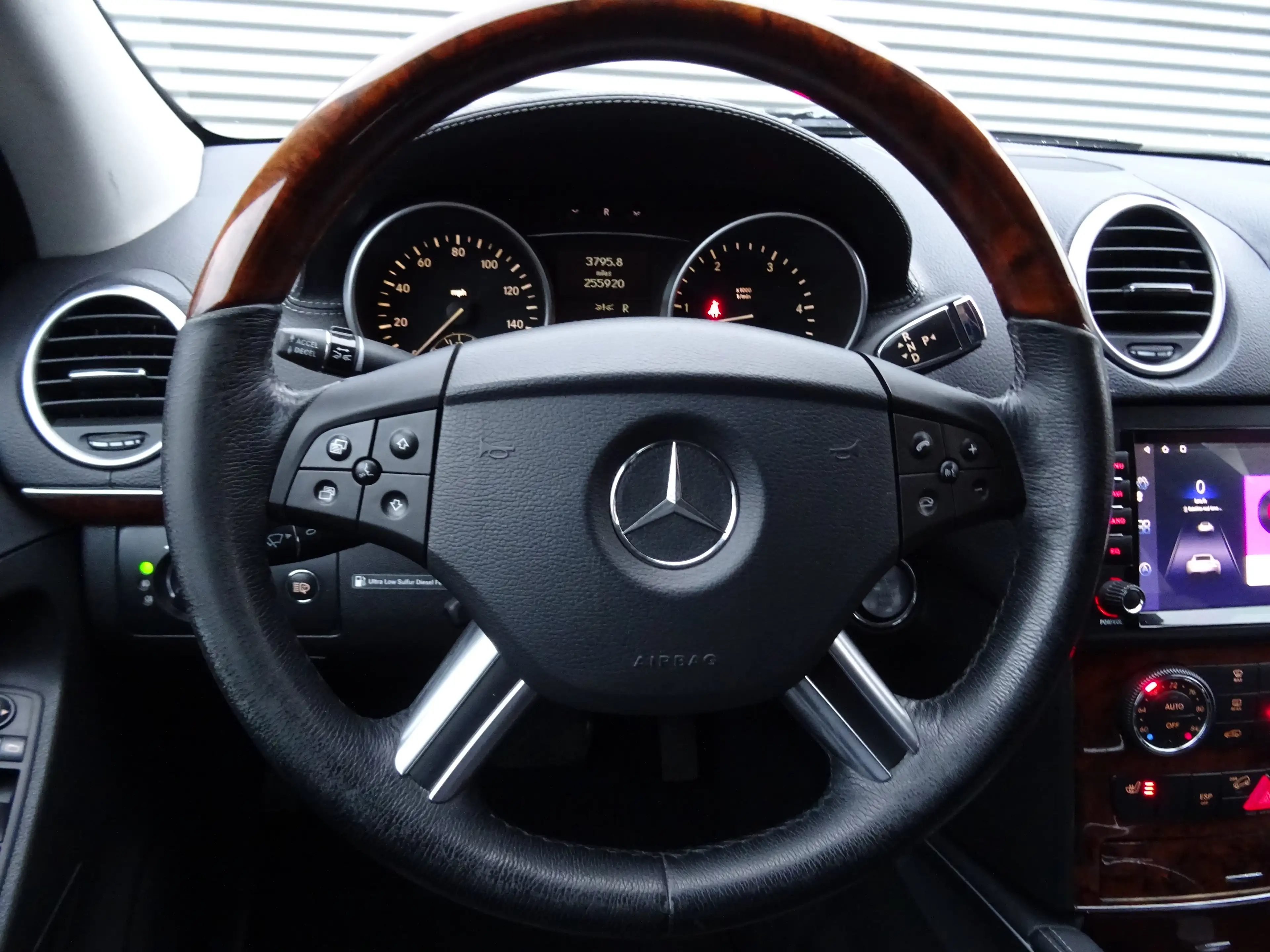 Mercedes-Benz GL 320 CDI 7G-Tronic 7-Persoons Airmatic Xenon Keyless — photo 15
