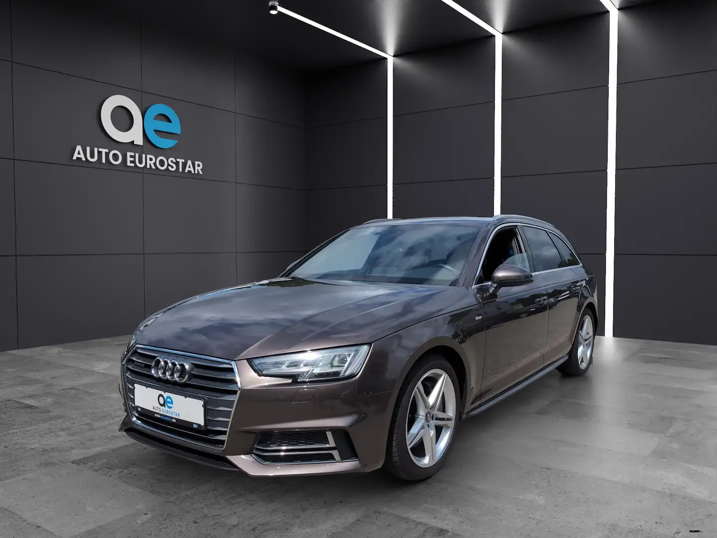 Audi A4 3.0 TDI qu.S-Line*Matrix*StHz*Keyl*Virtuel* Marrón - 1