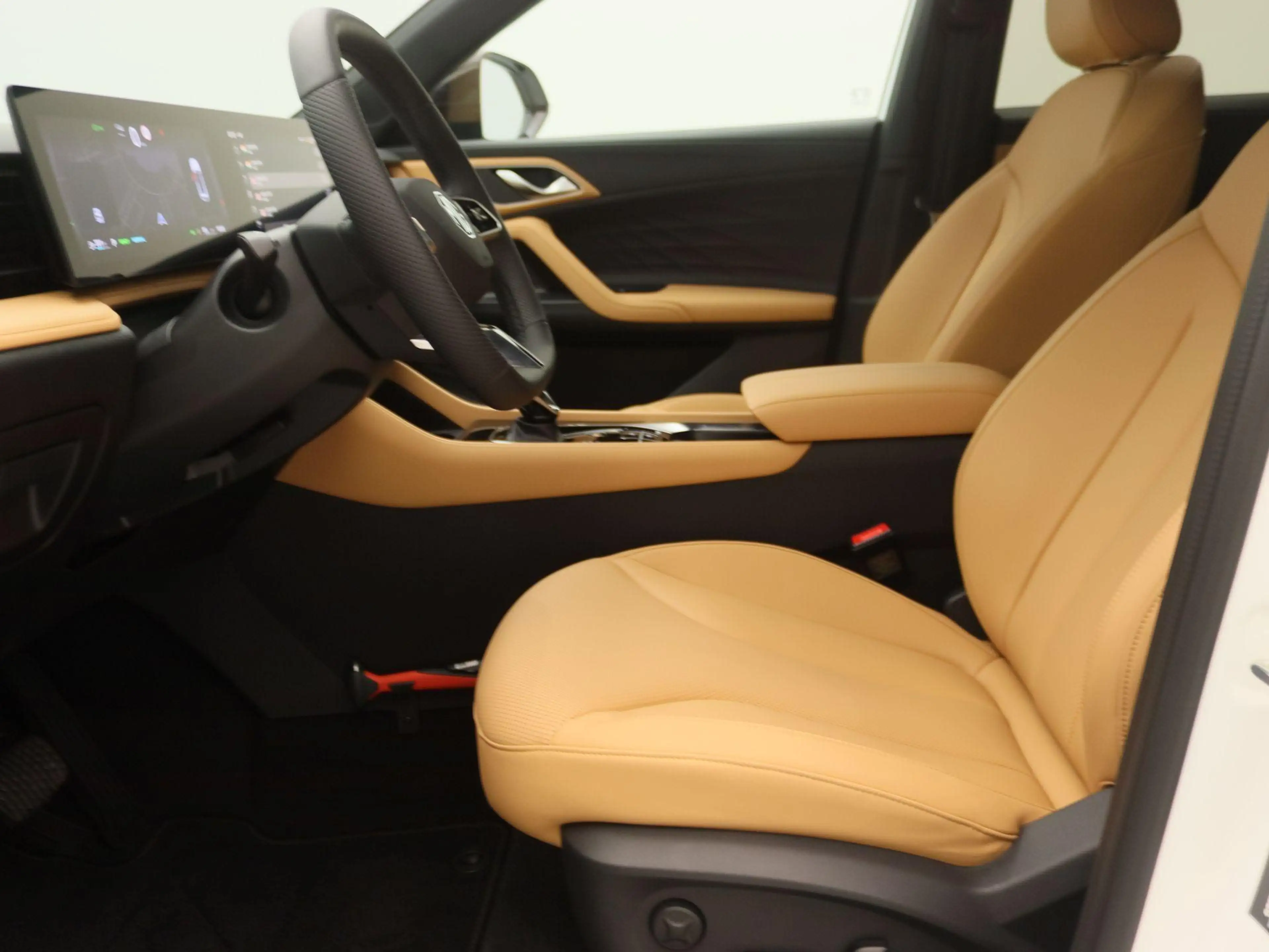 MG HS 1.5 Hybrid+ Aut. Luxury | Demo | Bruin Interieur | — photo 12