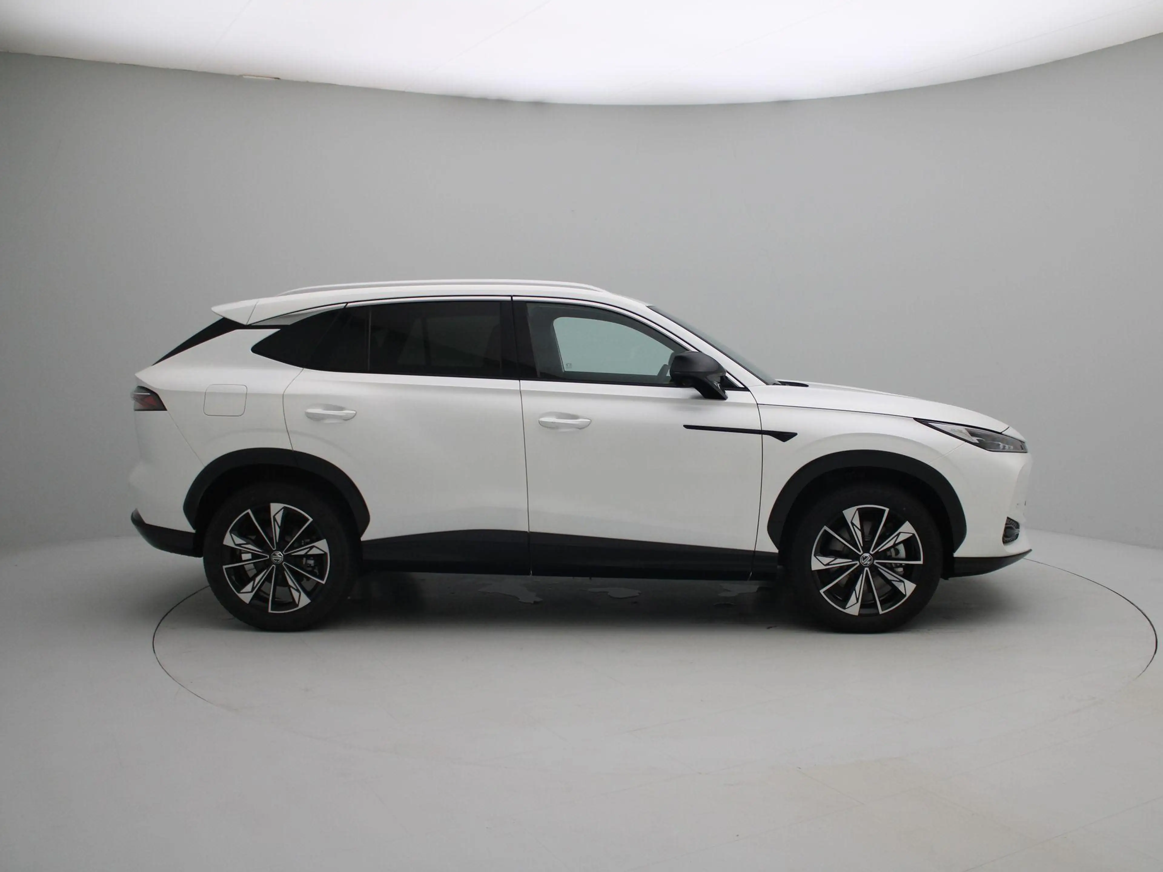 MG HS 1.5 Hybrid+ Aut. Luxury | Demo | Bruin Interieur | — photo 6