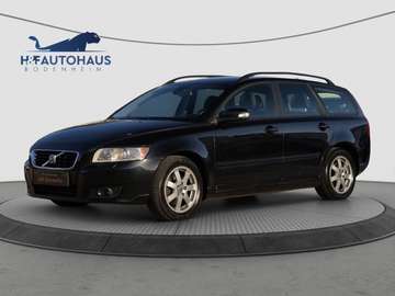 Kombi 2.0 D Momentum/PDC/KLIMA/TÜV NEU