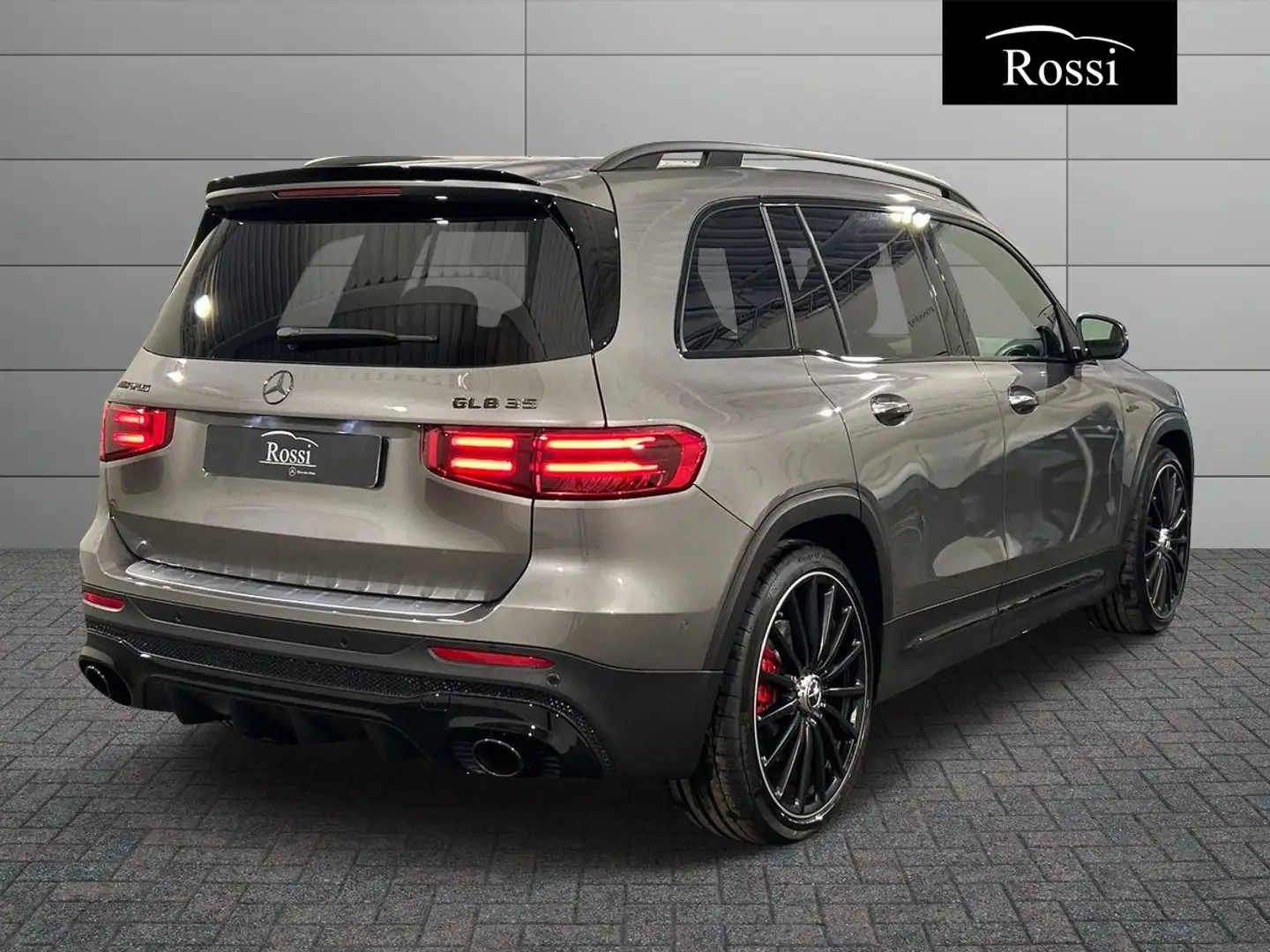 Mercedes-Benz GLB 35 AMG Mercedes-AMG GLB 35 4MATIC Grijs - 2