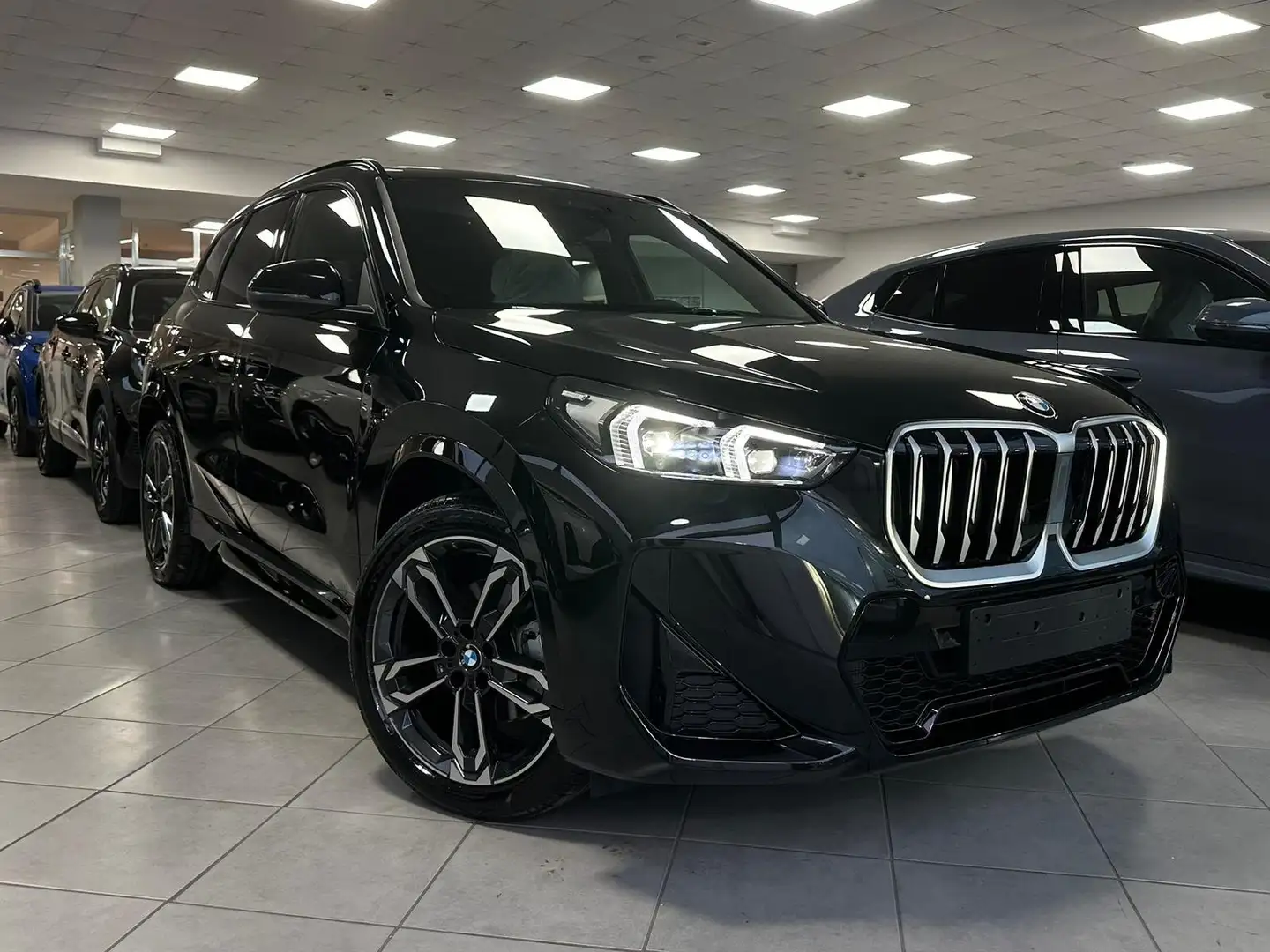 BMW X1 X1 sdrive18d MSport auto LED TETTO ITALIA IVA ESPO Nero - 1