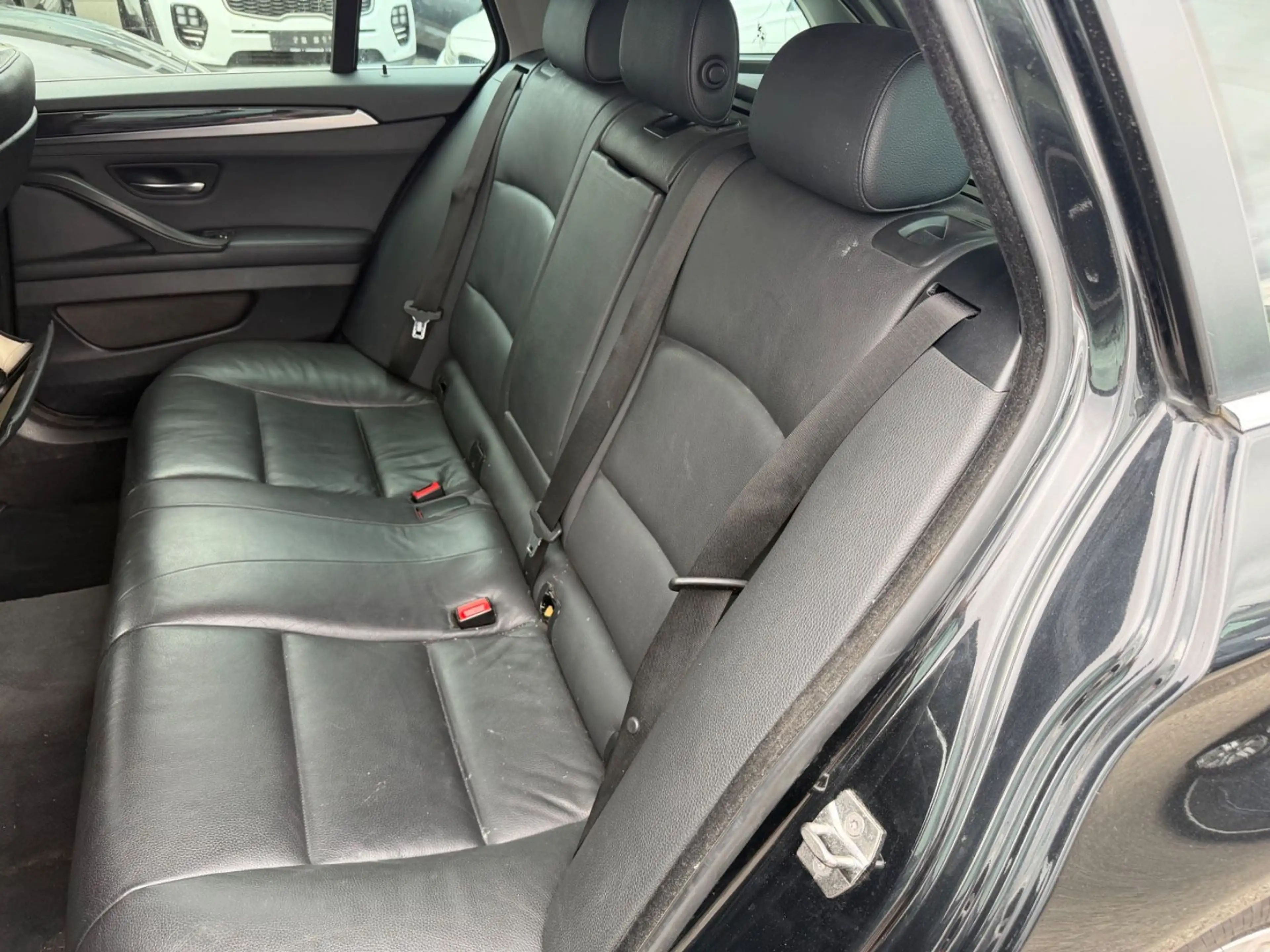 BMW 520 d Touring F11 Leder Xenon LED Navi Auto. PDC — photo 15