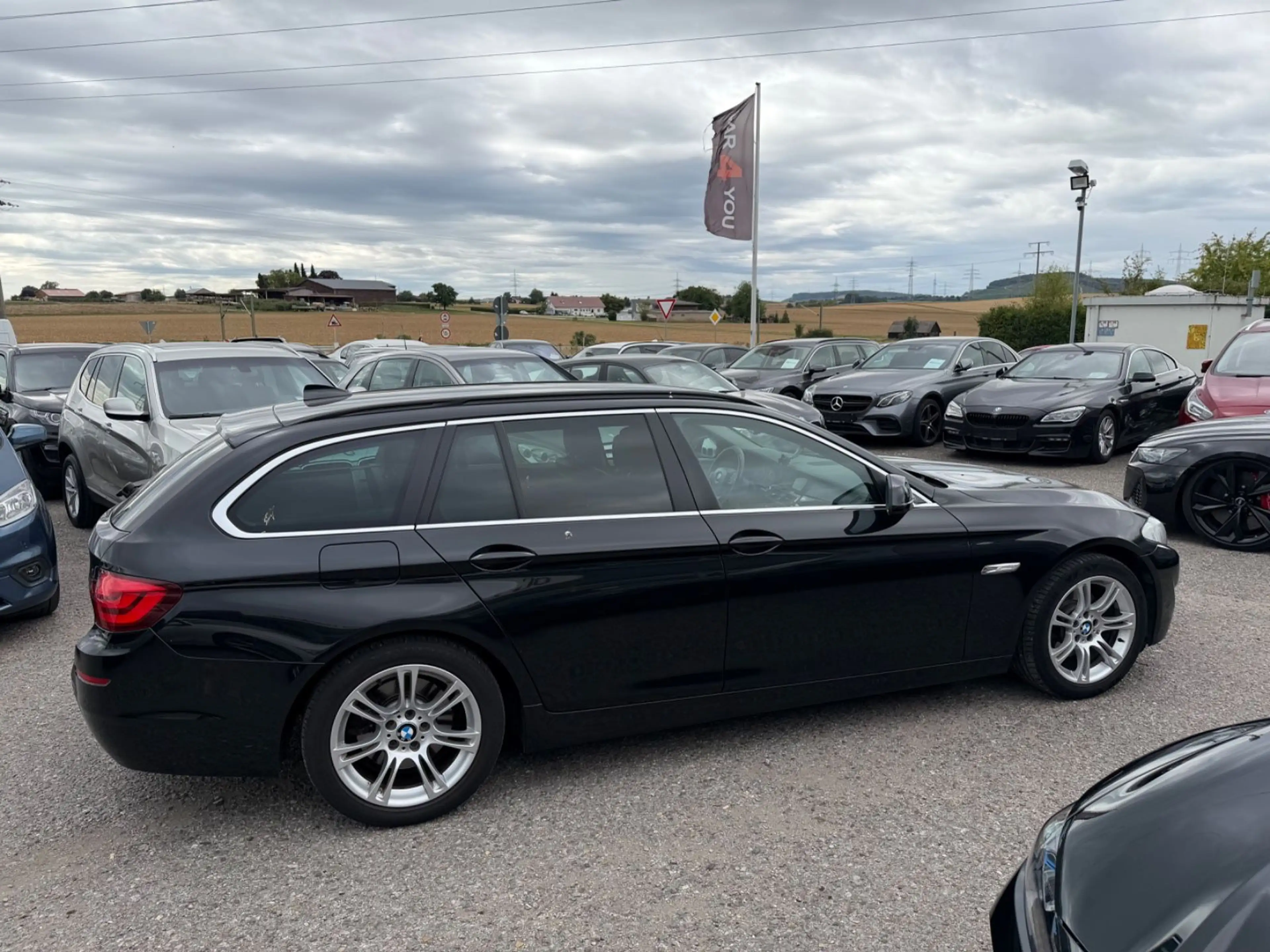 BMW 520 d Touring F11 Leder Xenon LED Navi Auto. PDC — photo 4