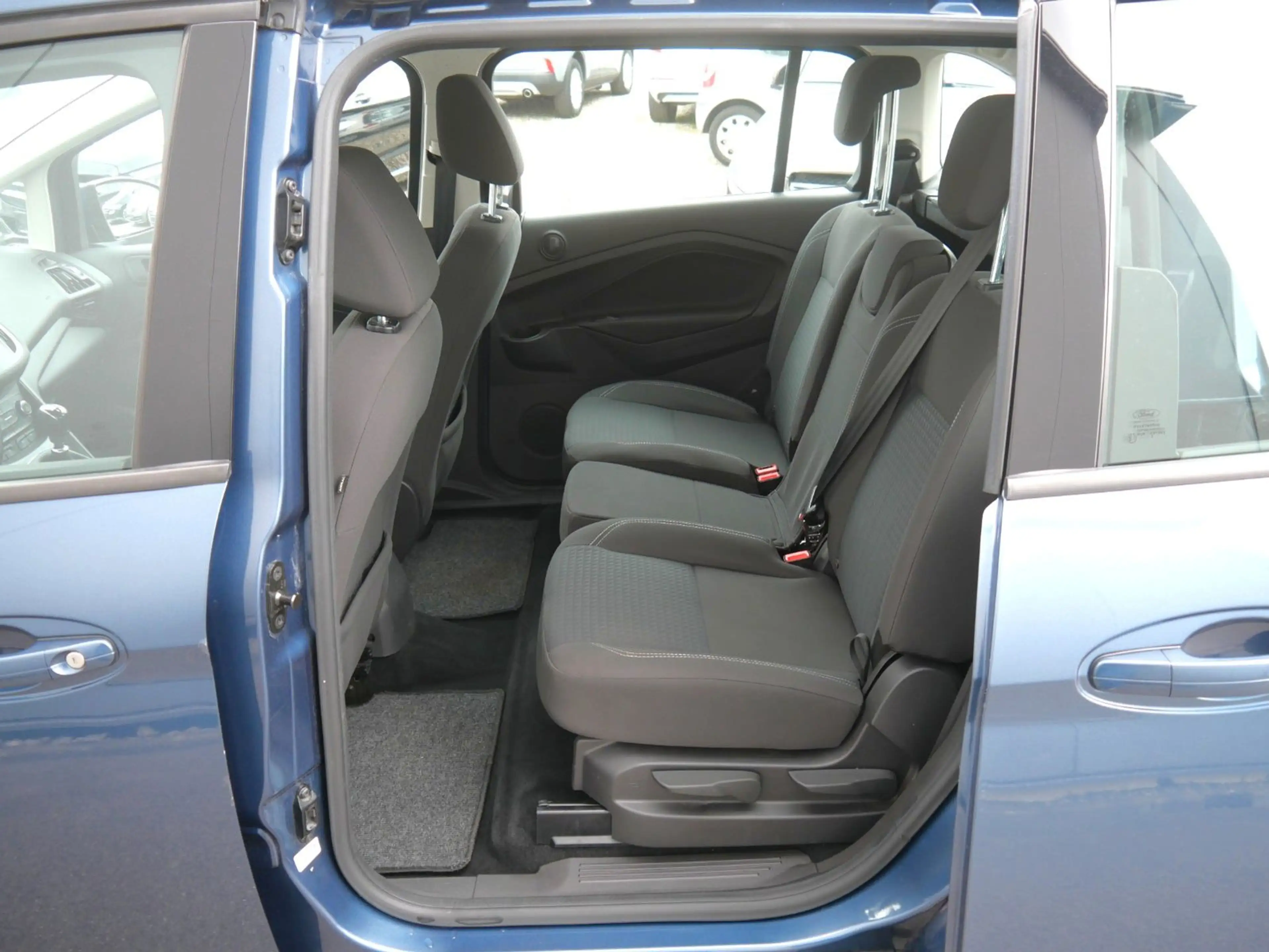 Ford Grand C-Max Grand C-MAX 1.0 EcoBoost Trend — photo 9