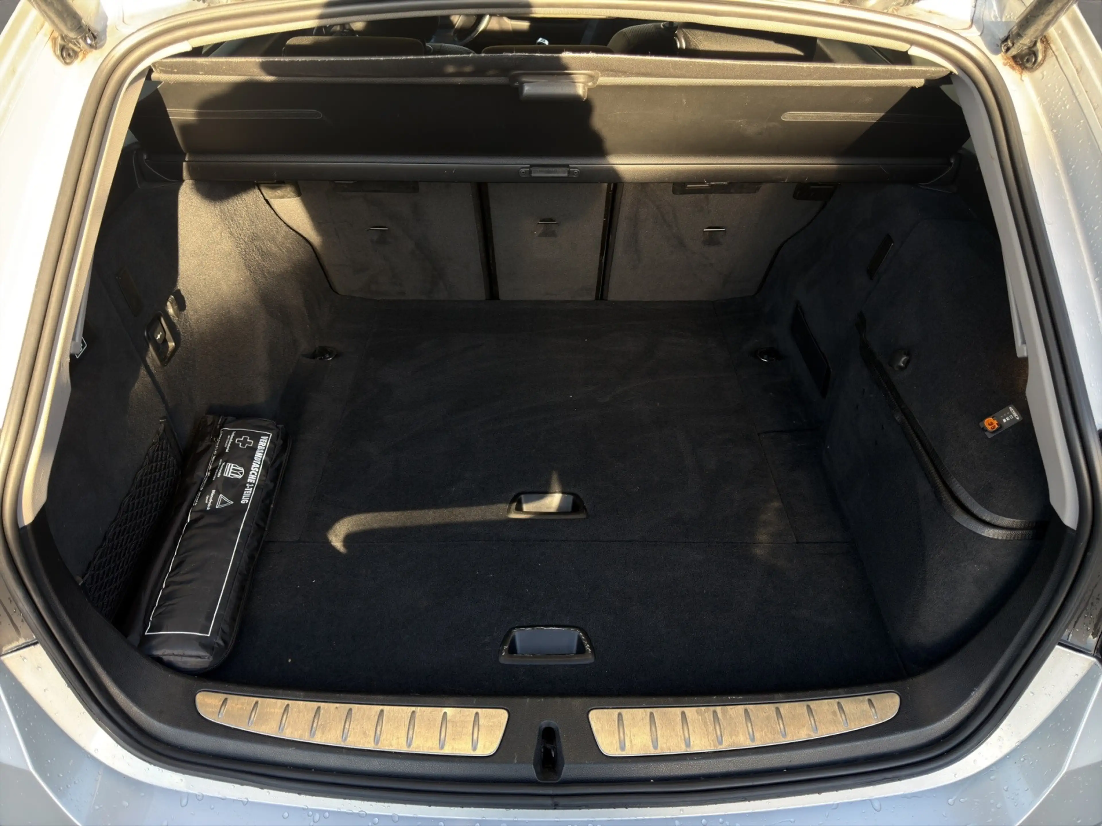 BMW 318 d AUTOMATIK FACELIFT TOURING KLIMA SHZ NAVI — photo 15