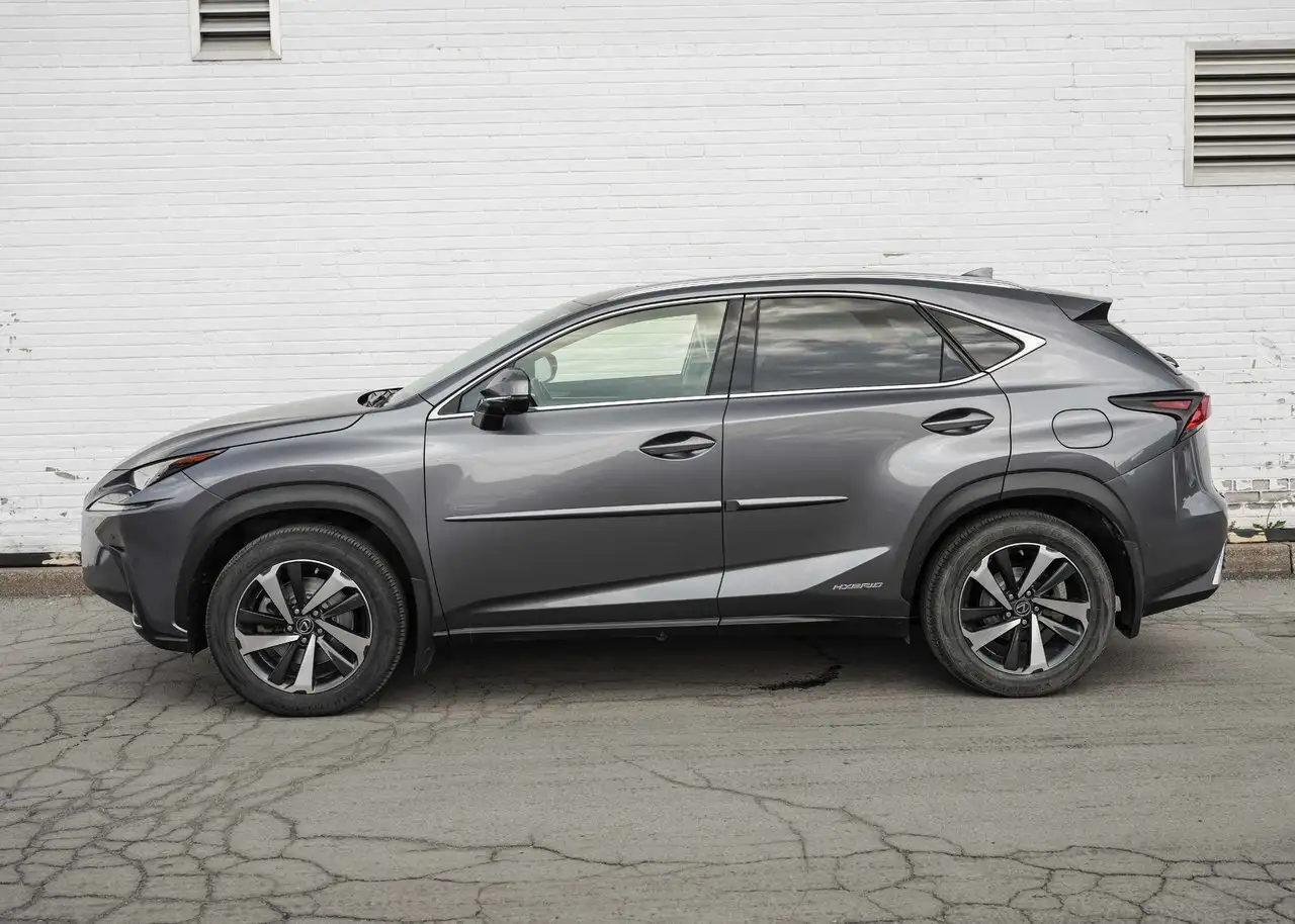 Lexus NX снимка Lexus NX