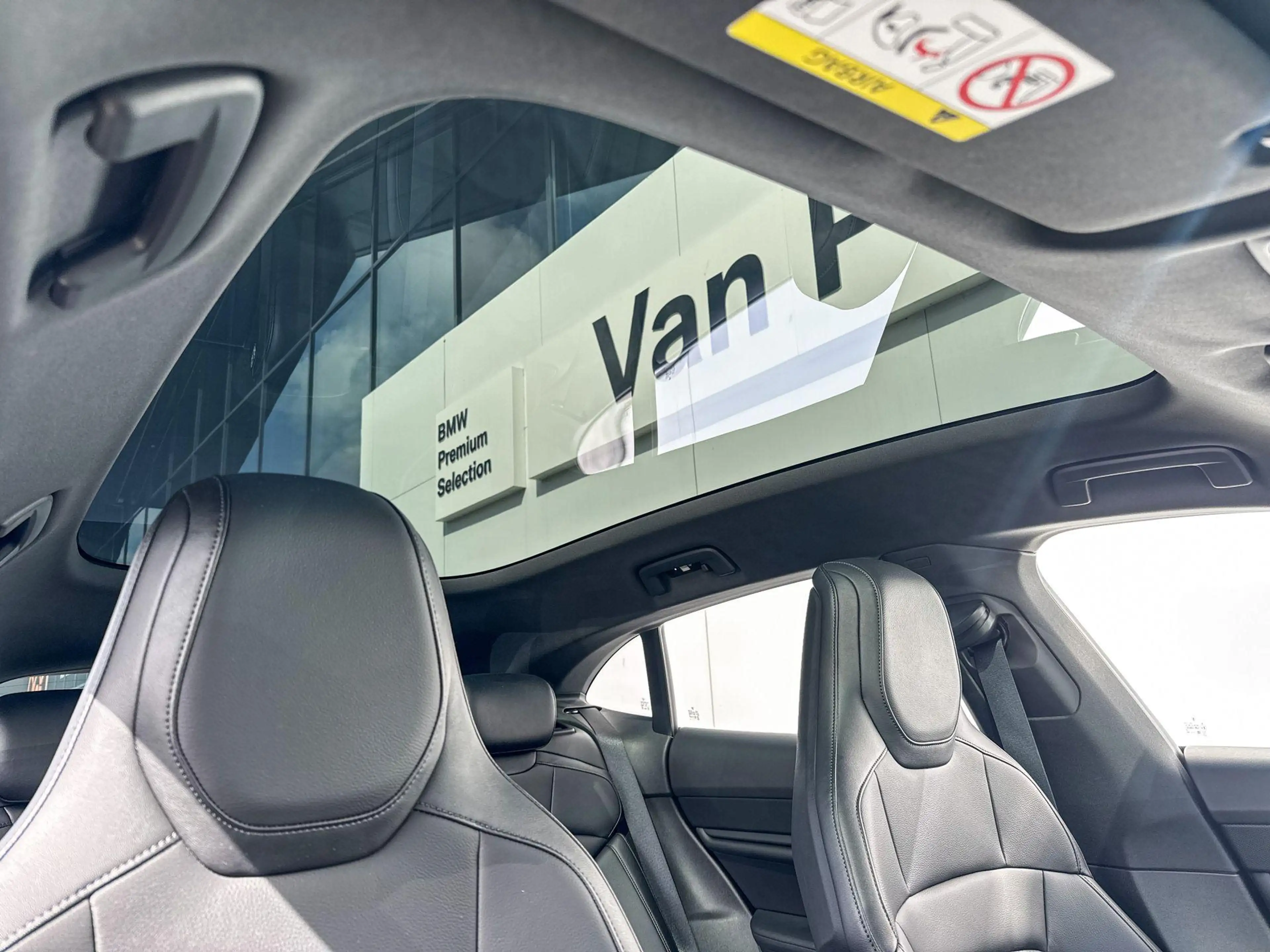 Porsche Taycan Cross Turismo 4 93 kWh — photo 7
