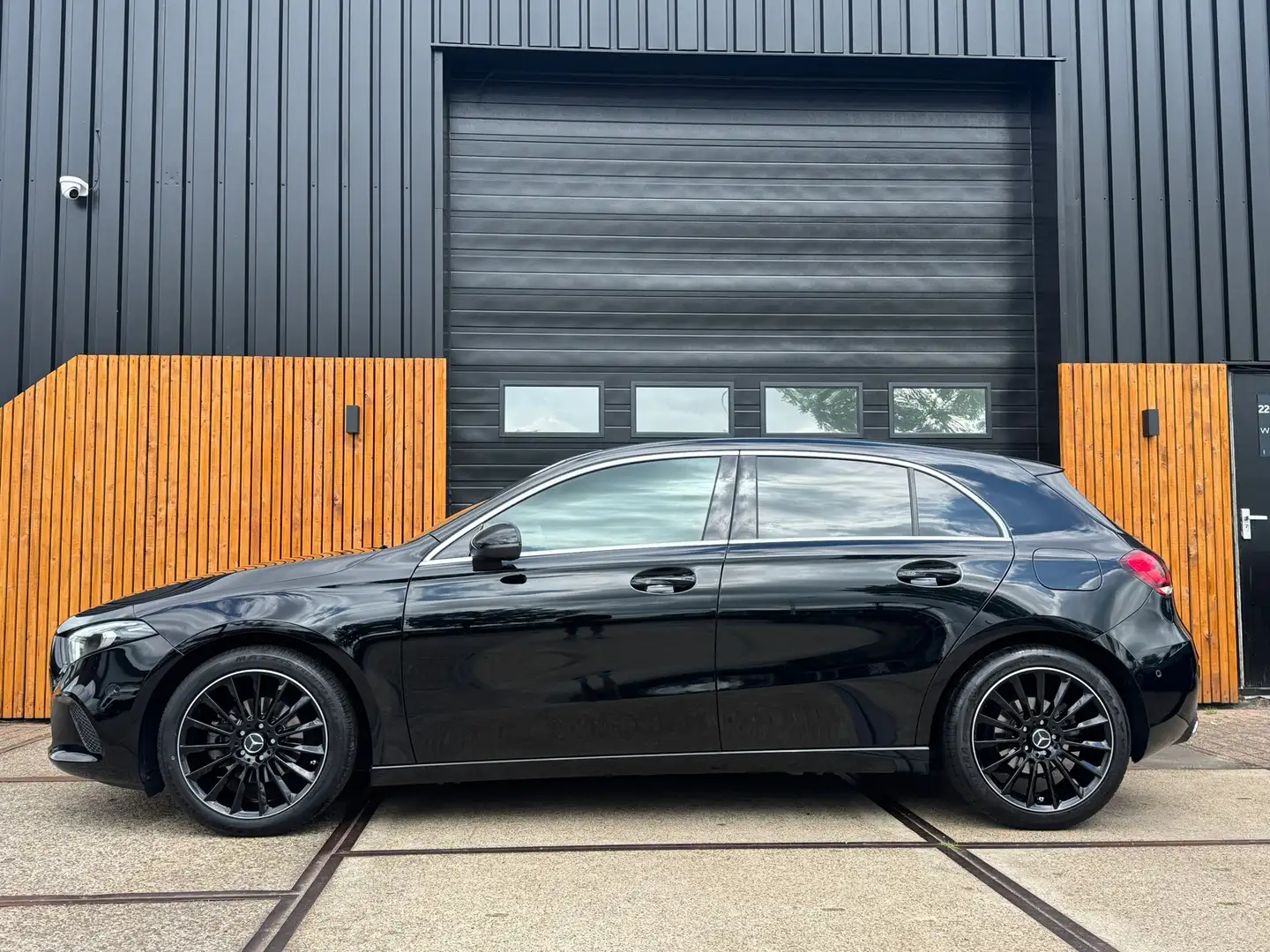 Mercedes-Benz A 180 Business Solution Luxury Negro - 2