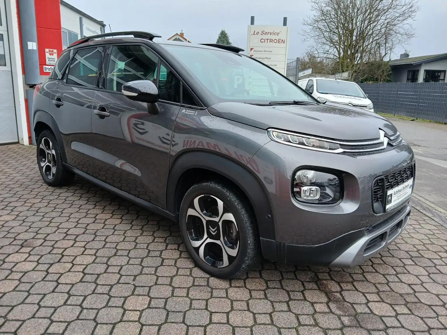 Citroen C3 Aircross Shine,Automatik,Pano,GRIP Controll Gris - 2