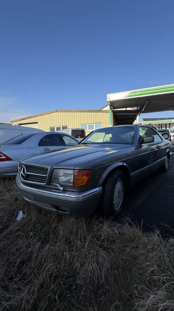 Mercedes-Benz S 560 SEC Braun - 2