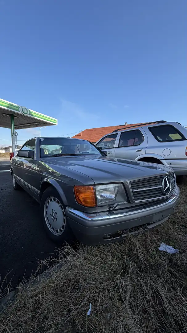 Mercedes-Benz S 560 SEC Braun - 1
