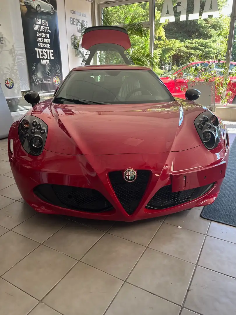 Alfa Romeo 4C 1.8 TBi Launch Edition Rot - 1
