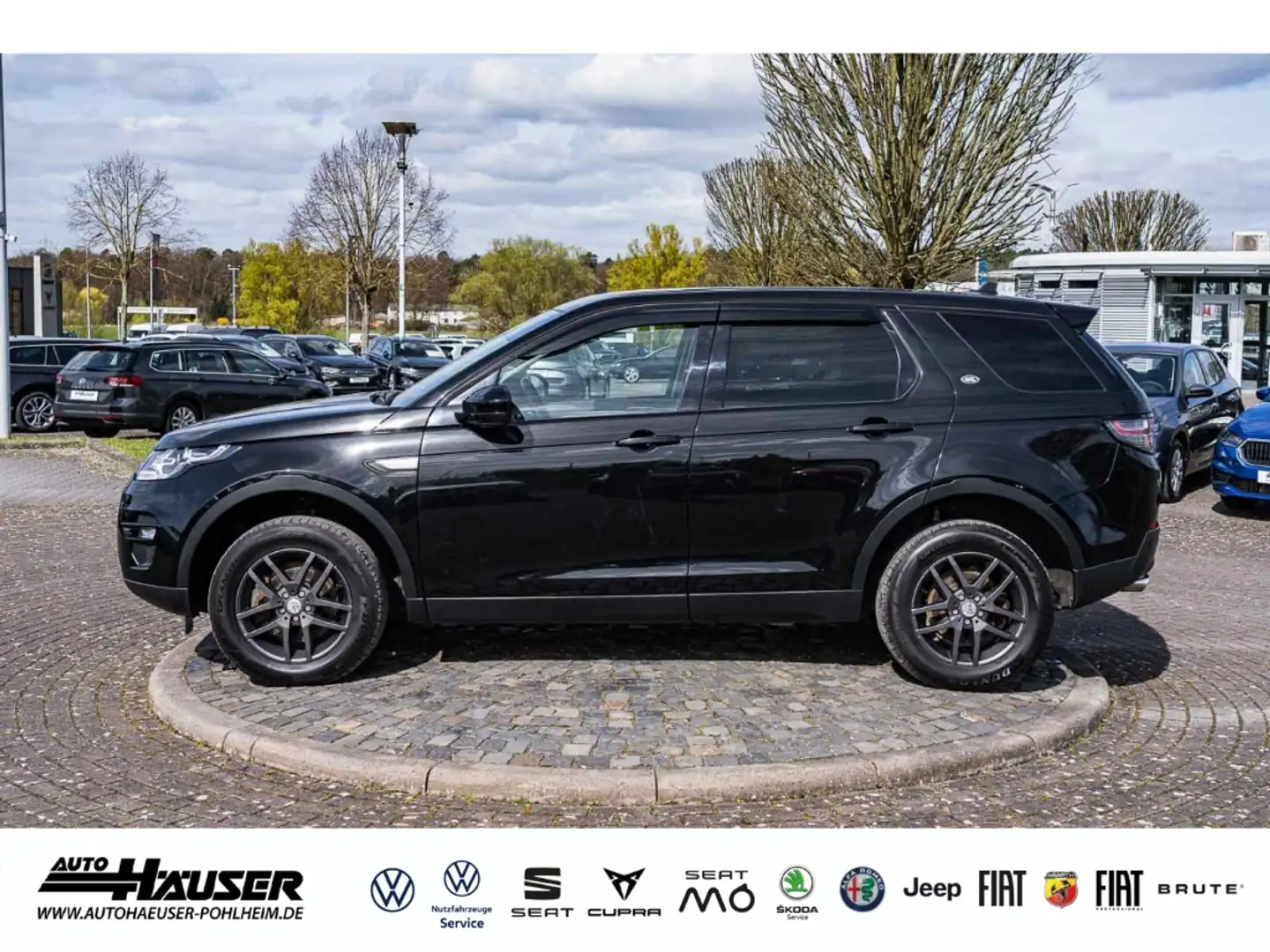 Land Rover Discovery Sport Pure 2.0 TD4 AHK NAVI LEDER BI-XENON SITZHZG Zwart - 2