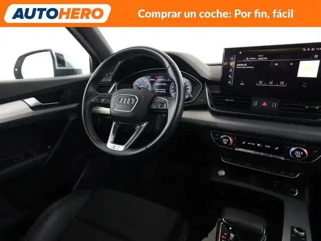Audi Q5 view 14